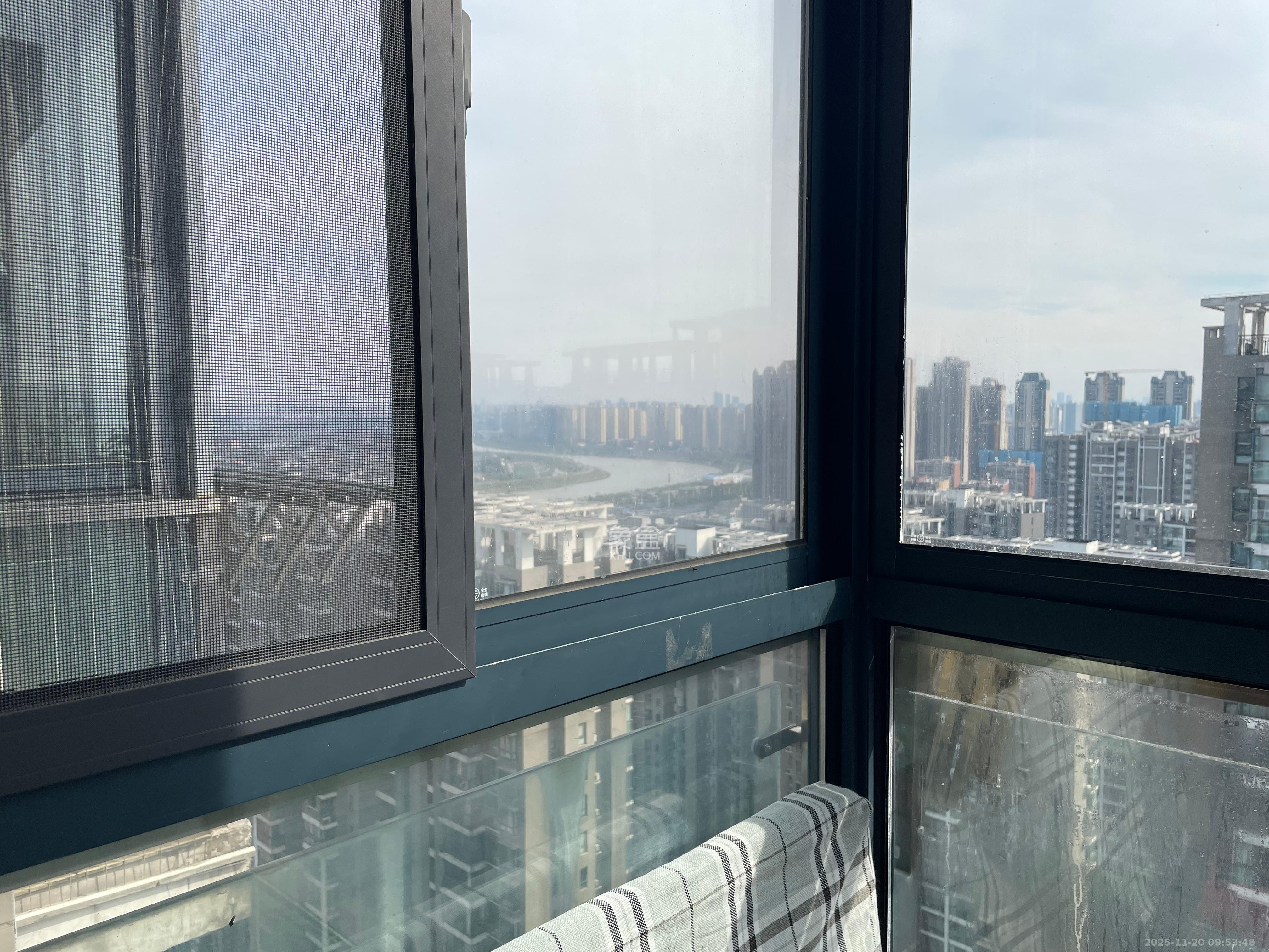 湘江世纪城映江苑 1室1厅1卫 1600.0元/月 湘江世纪城映江苑 1室1厅1卫 1600.0元/月室内图