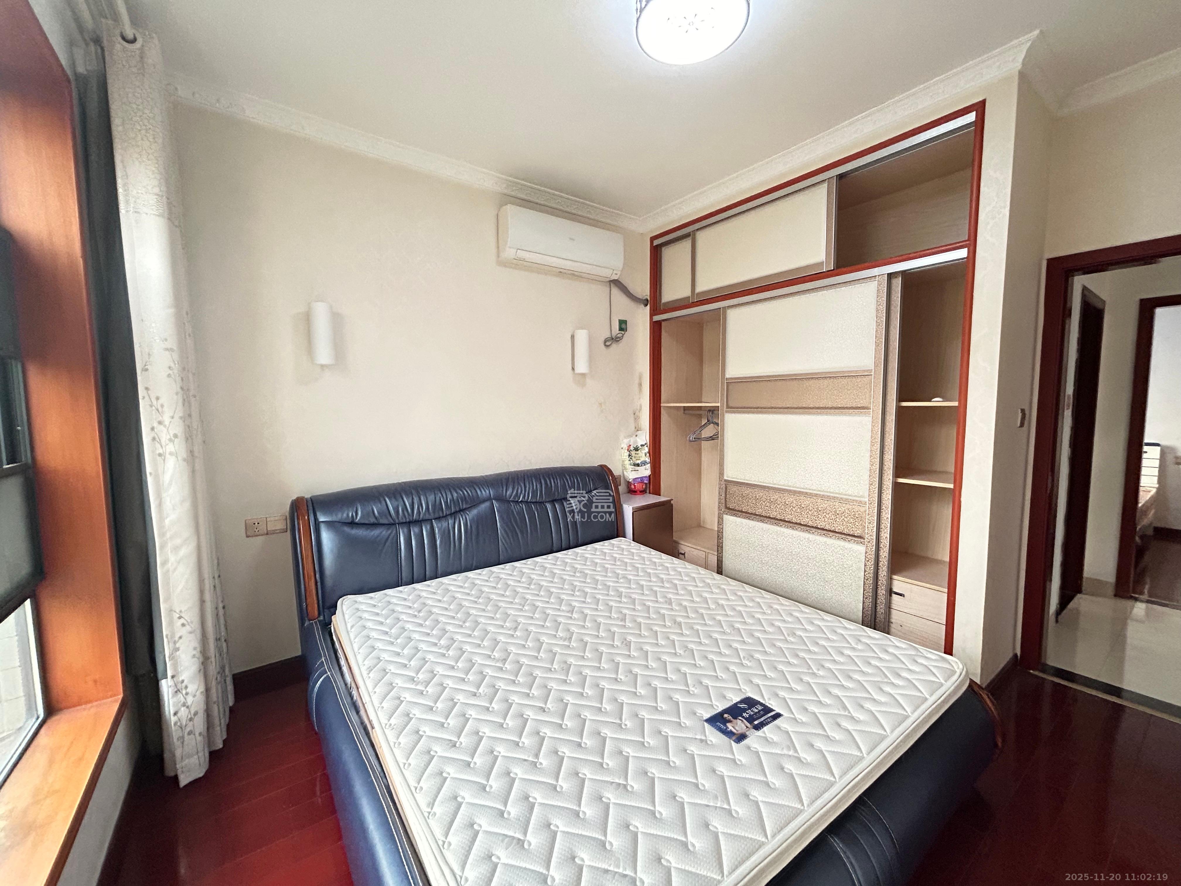 天元涉外景园B区  2室2厅1卫    2300.0元/月室内图