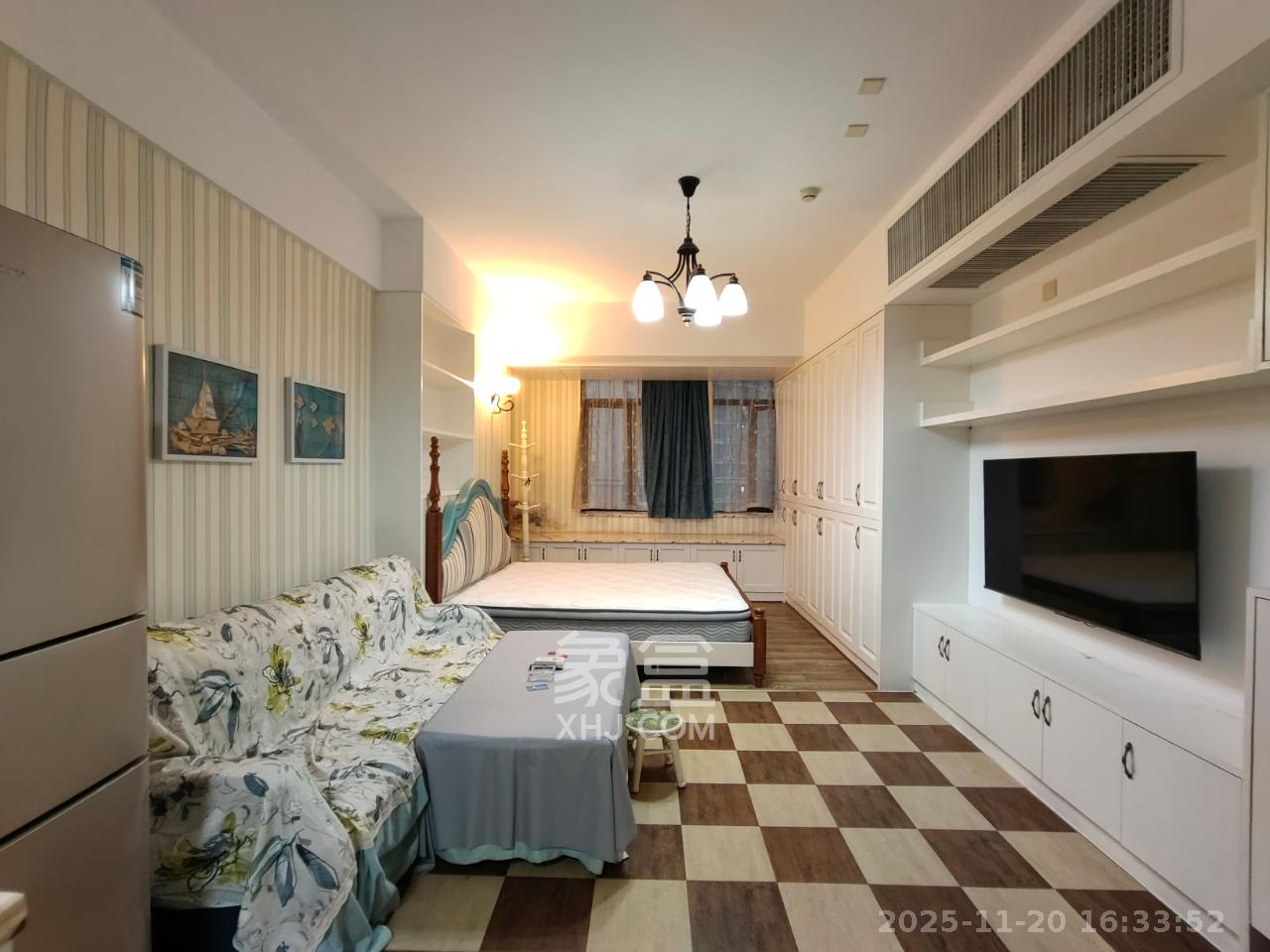 融圣国际 1室1厅1卫 1800.0元/月 融圣国际 1室1厅1卫 1800.0元/月室内图