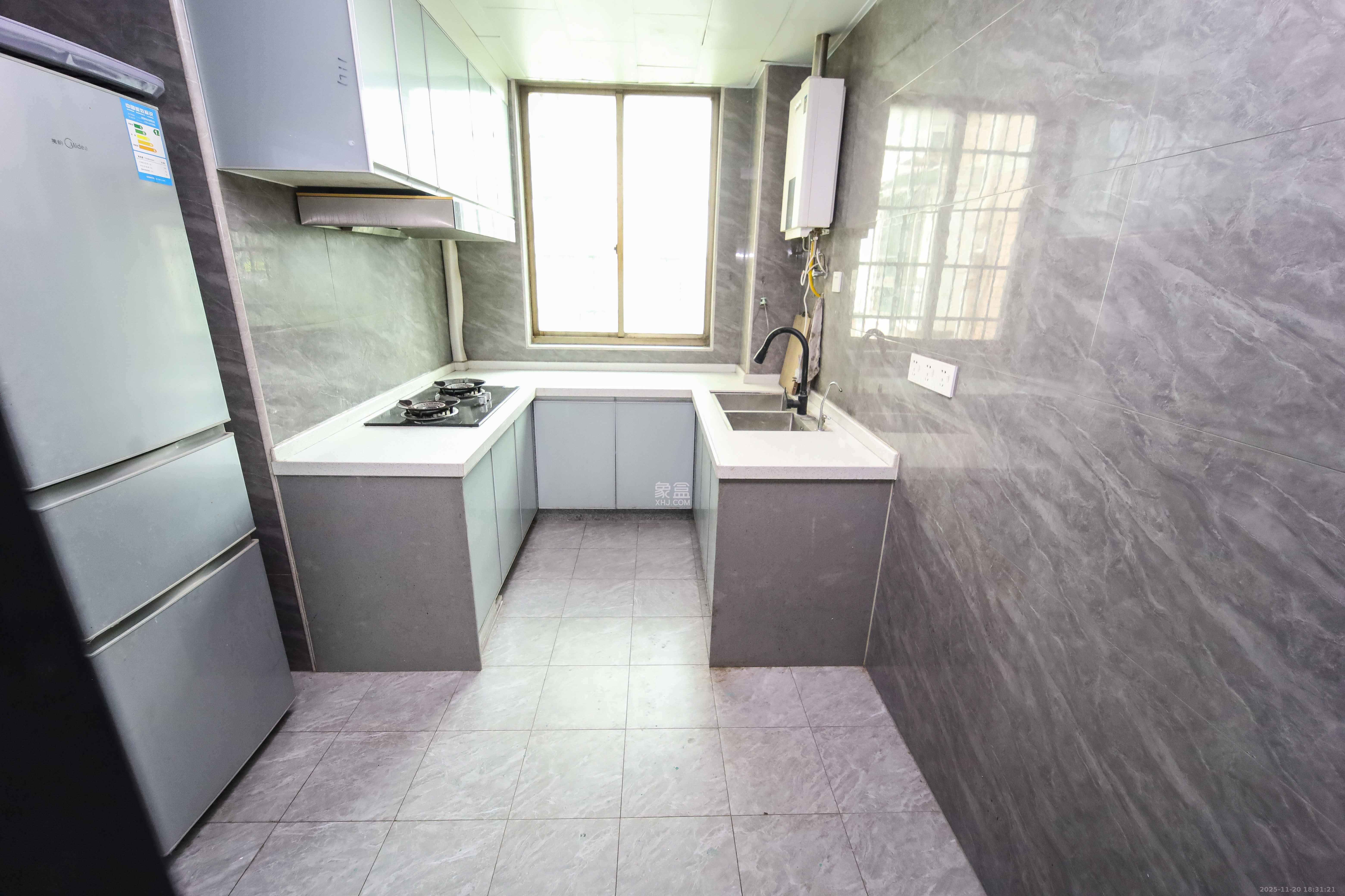 德政园 4室2厅2卫 118.0万 德政园 4室2厅2卫 118.0万厨房