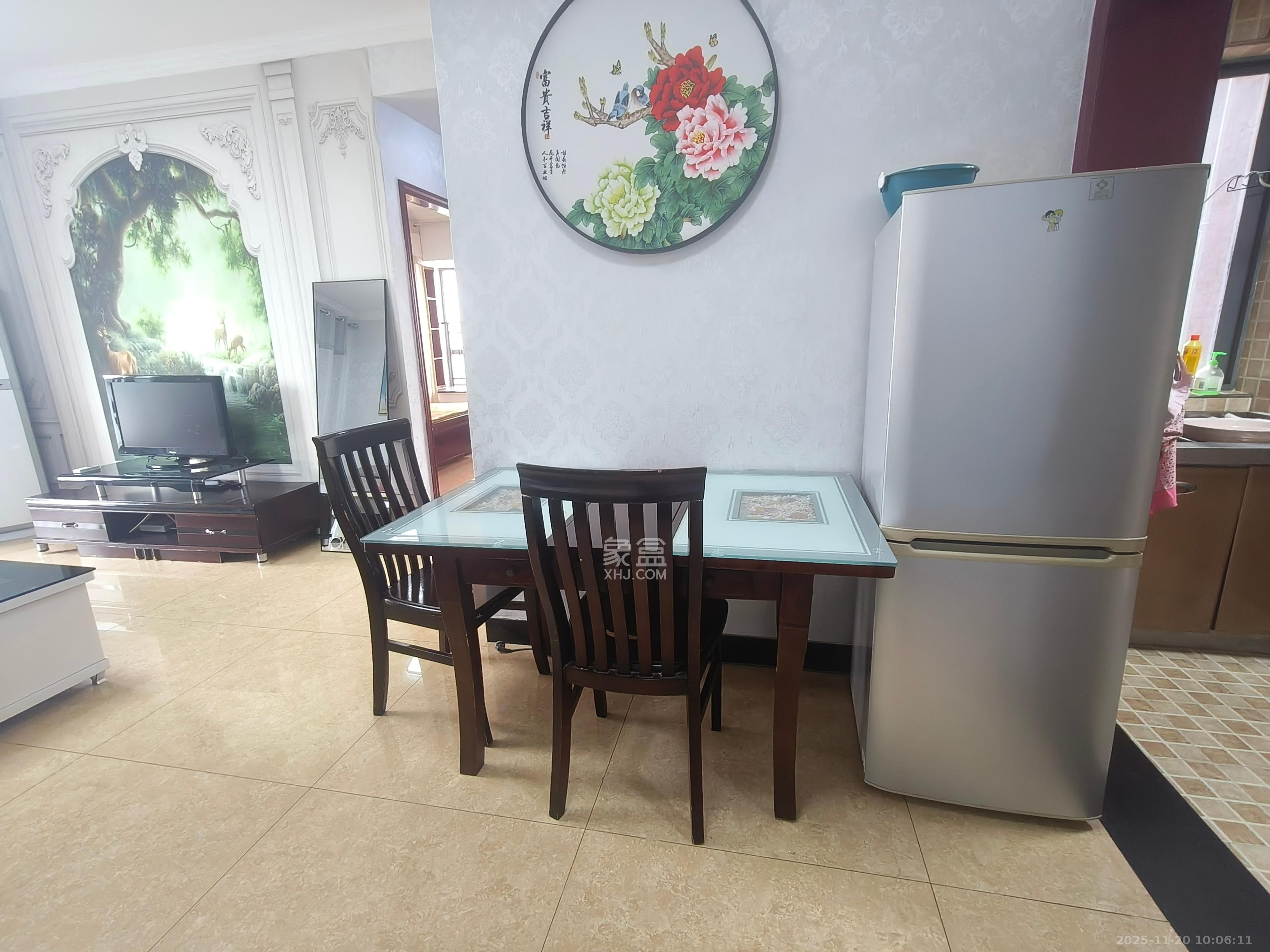 上海城小区 2室2厅1卫 1900.0元/月 上海城小区 2室2厅1卫 1900.0元/月室内图