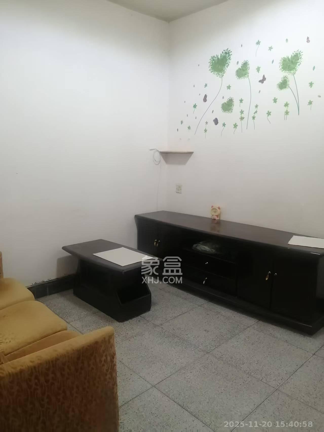 向韶村 2室1厅1卫 1200.0元/月 向韶村 2室1厅1卫 1200.0元/月室内图