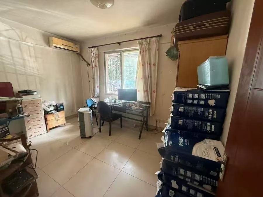 侨诚花园  3室2厅1卫    100.0万