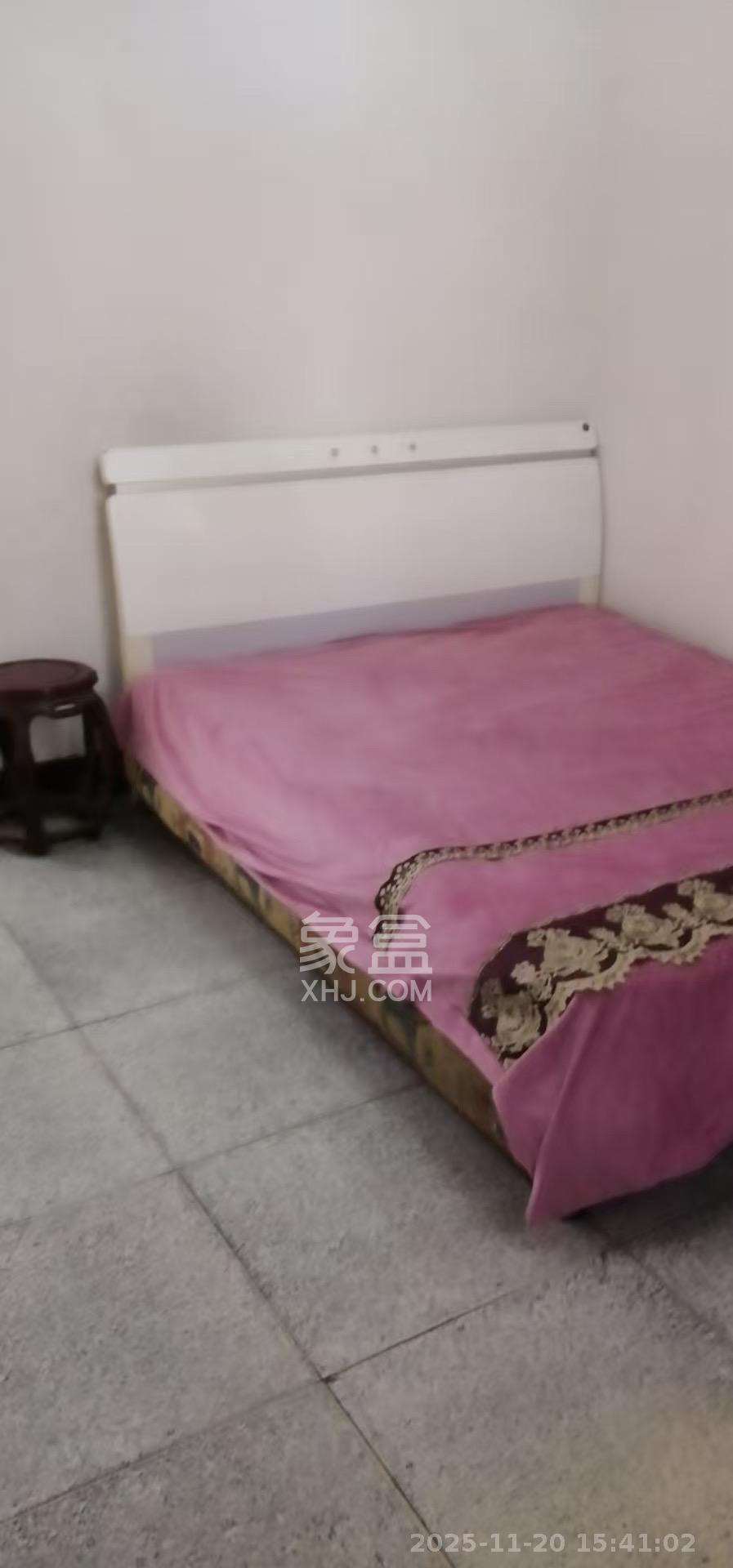 向韶村  2室1厅1卫    1200.0元/月室内图