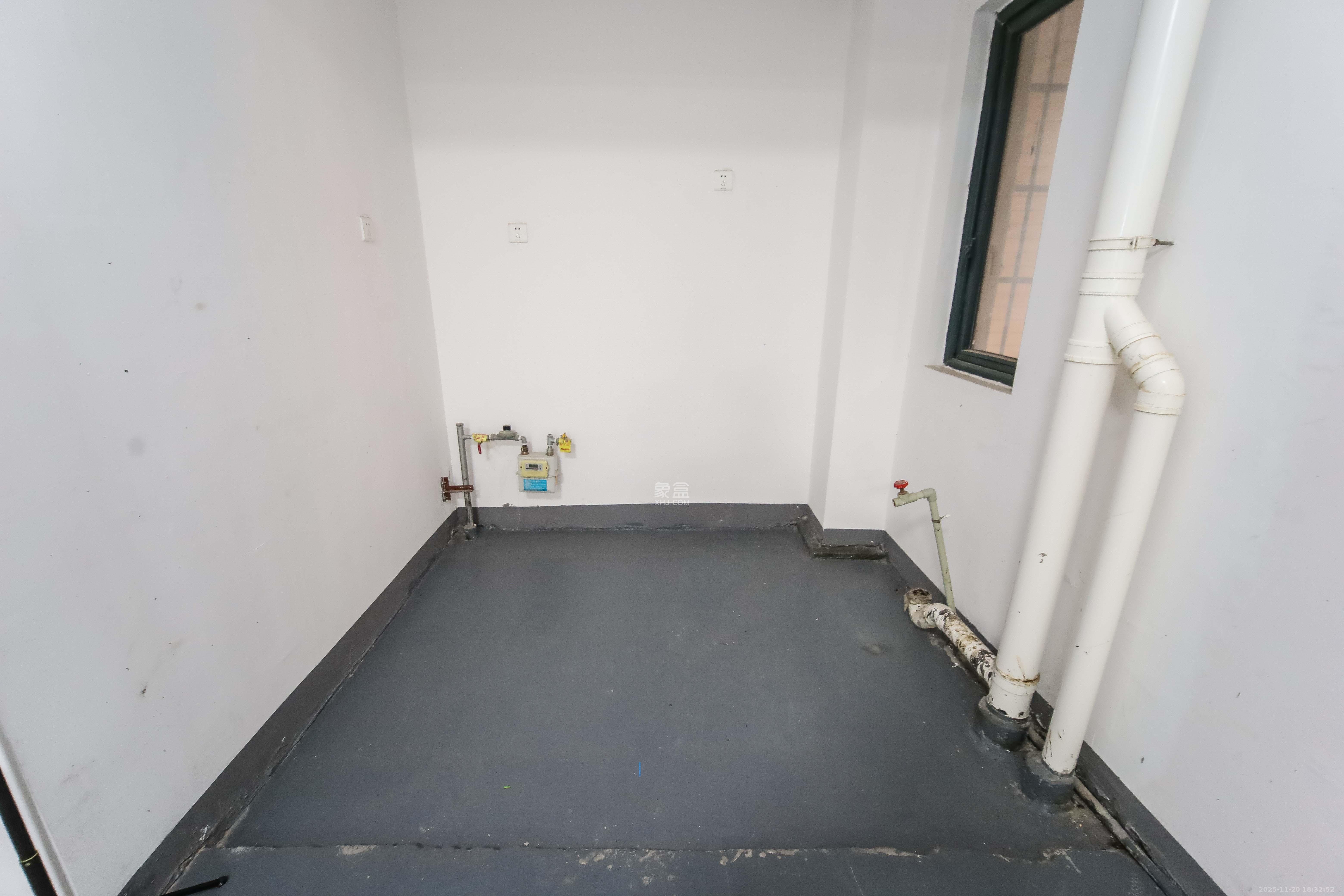 东玺门 2室2厅1卫 52.0万 东玺门 2室2厅1卫 52.0万厨房