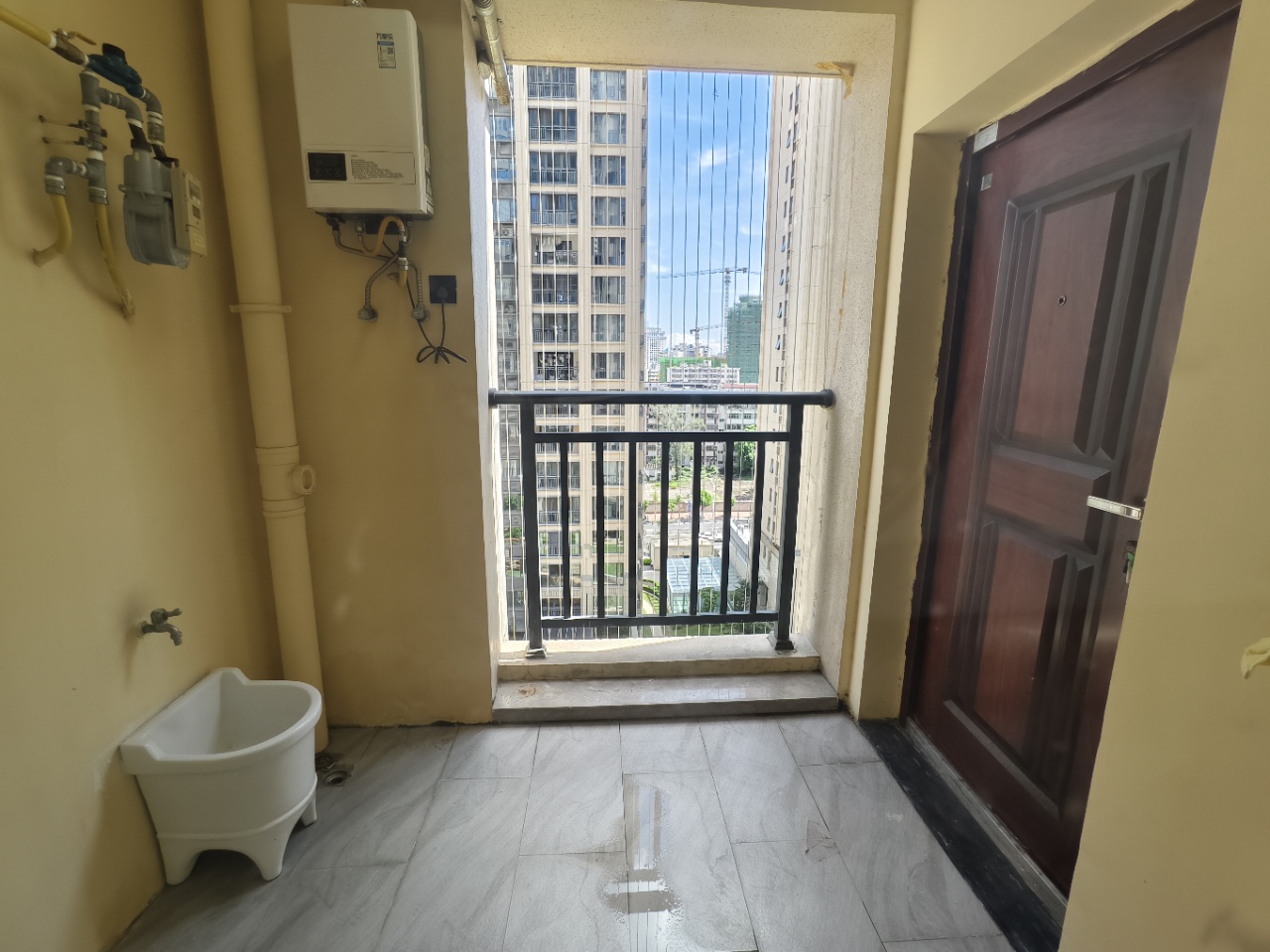 海航豪庭北苑 3室2厅2卫 5000.0元/月 海航豪庭北苑 3室2厅2卫 5000.0元/月室内图