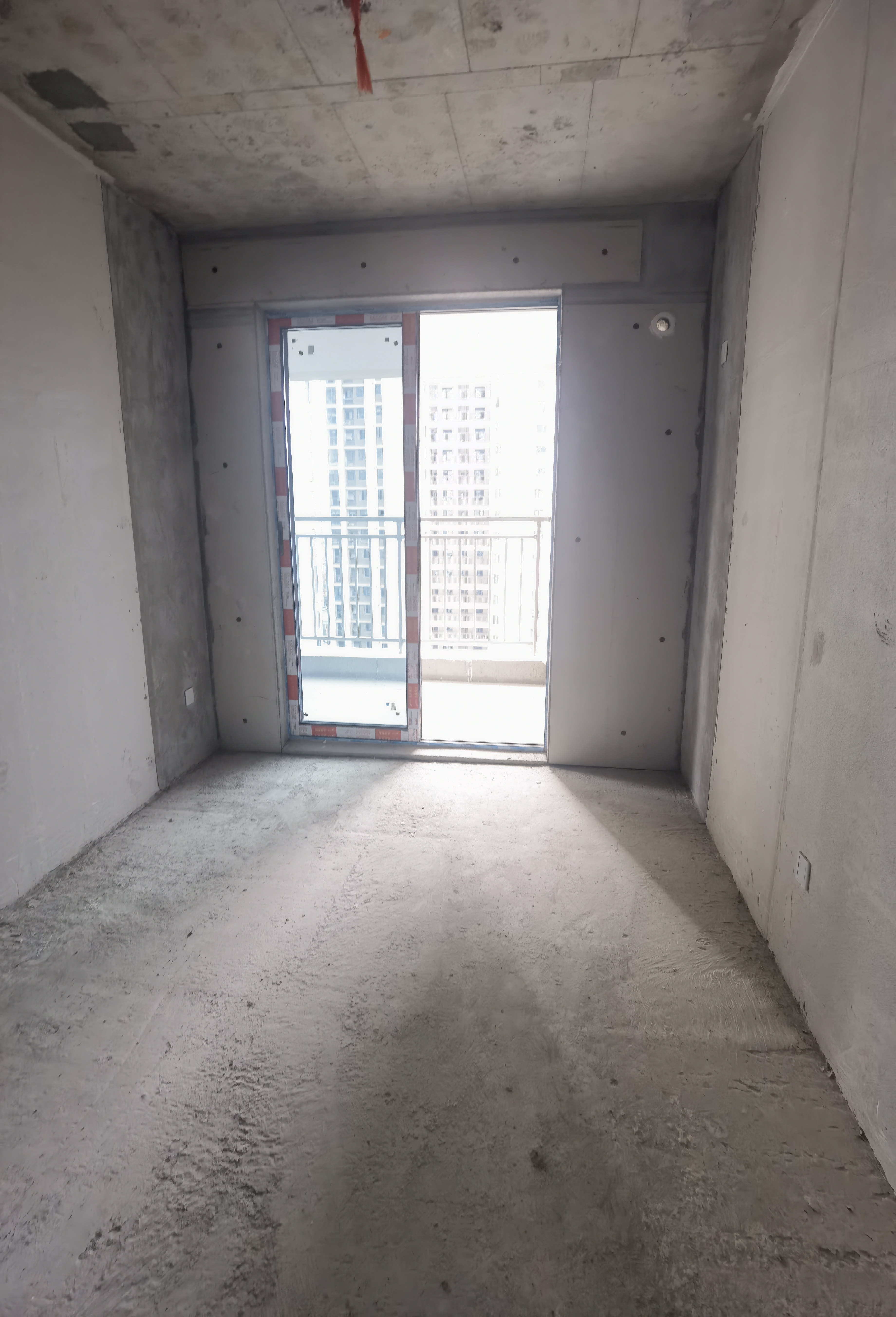 吾悦广场  4室2厅2卫    78.8万客厅