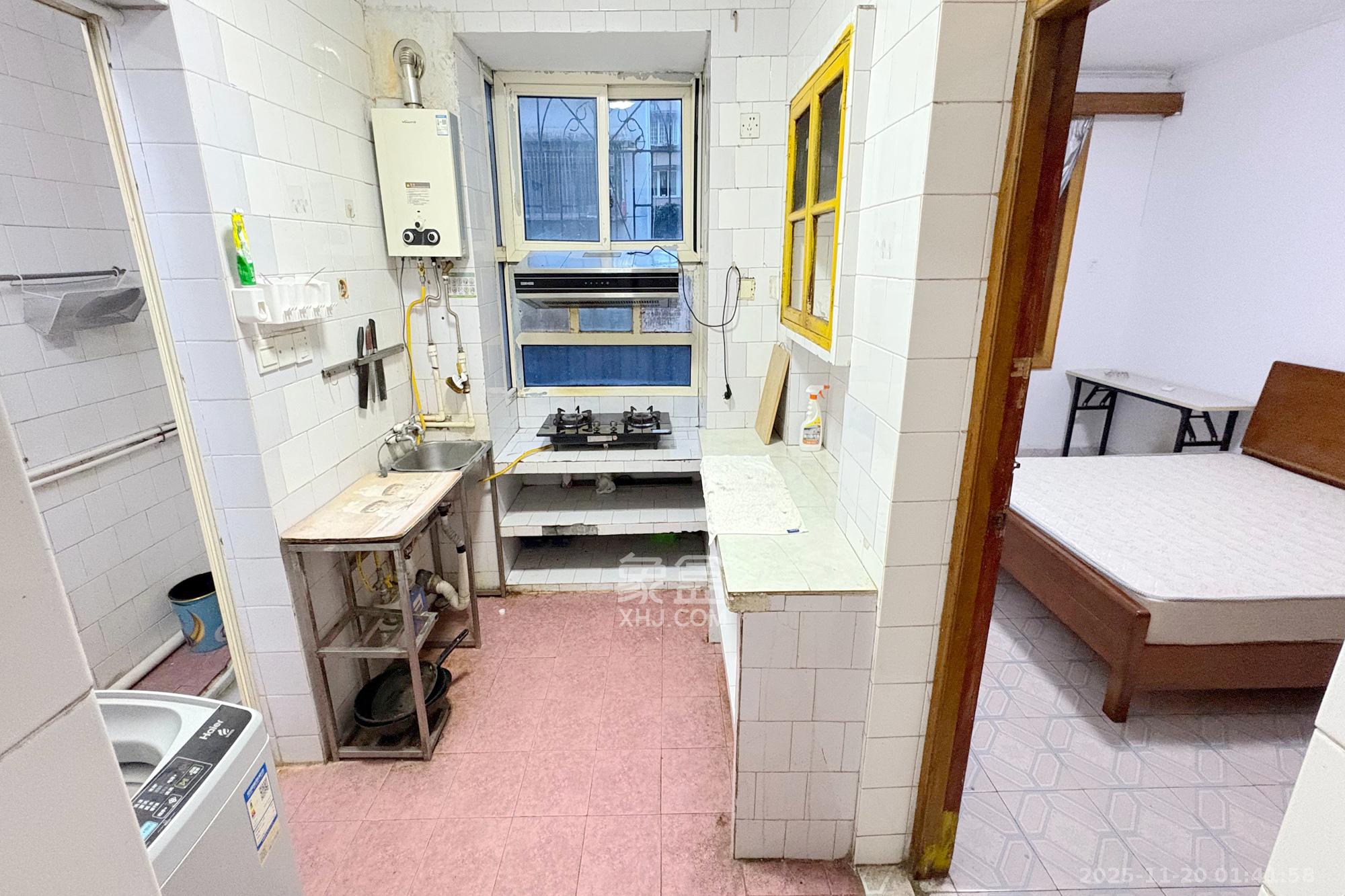 桐荫里社区 2室2厅1卫 50.0万 桐荫里社区 2室2厅1卫 50.0万厨房