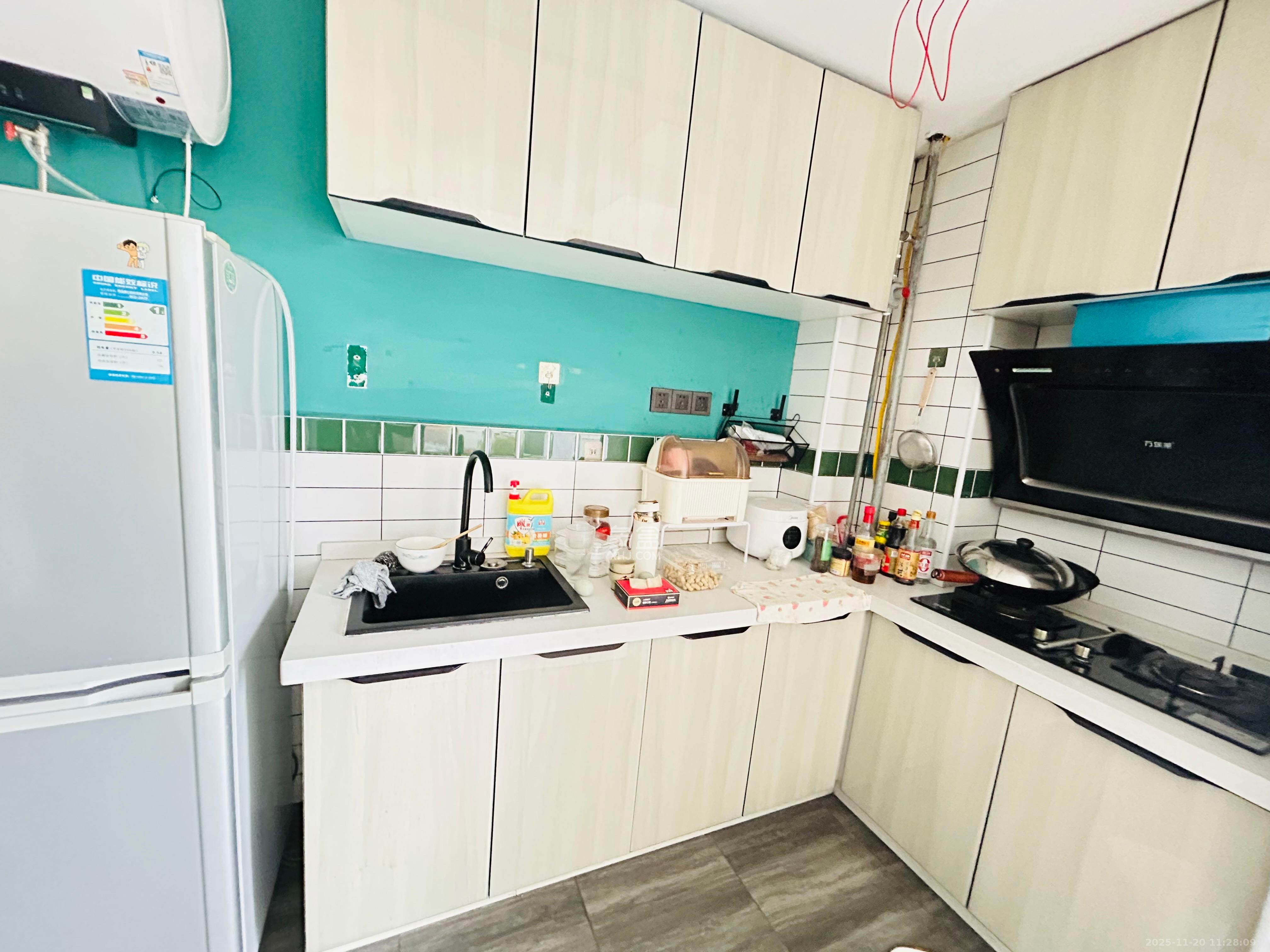 新青年公寓 2室1厅1卫 2500.0元/月 新青年公寓 2室1厅1卫 2500.0元/月室内图