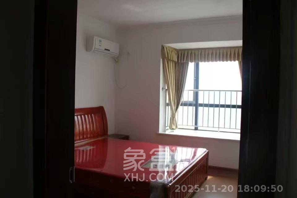 地华梅溪湖畔  2室2厅1卫    2400.0元/月室内图