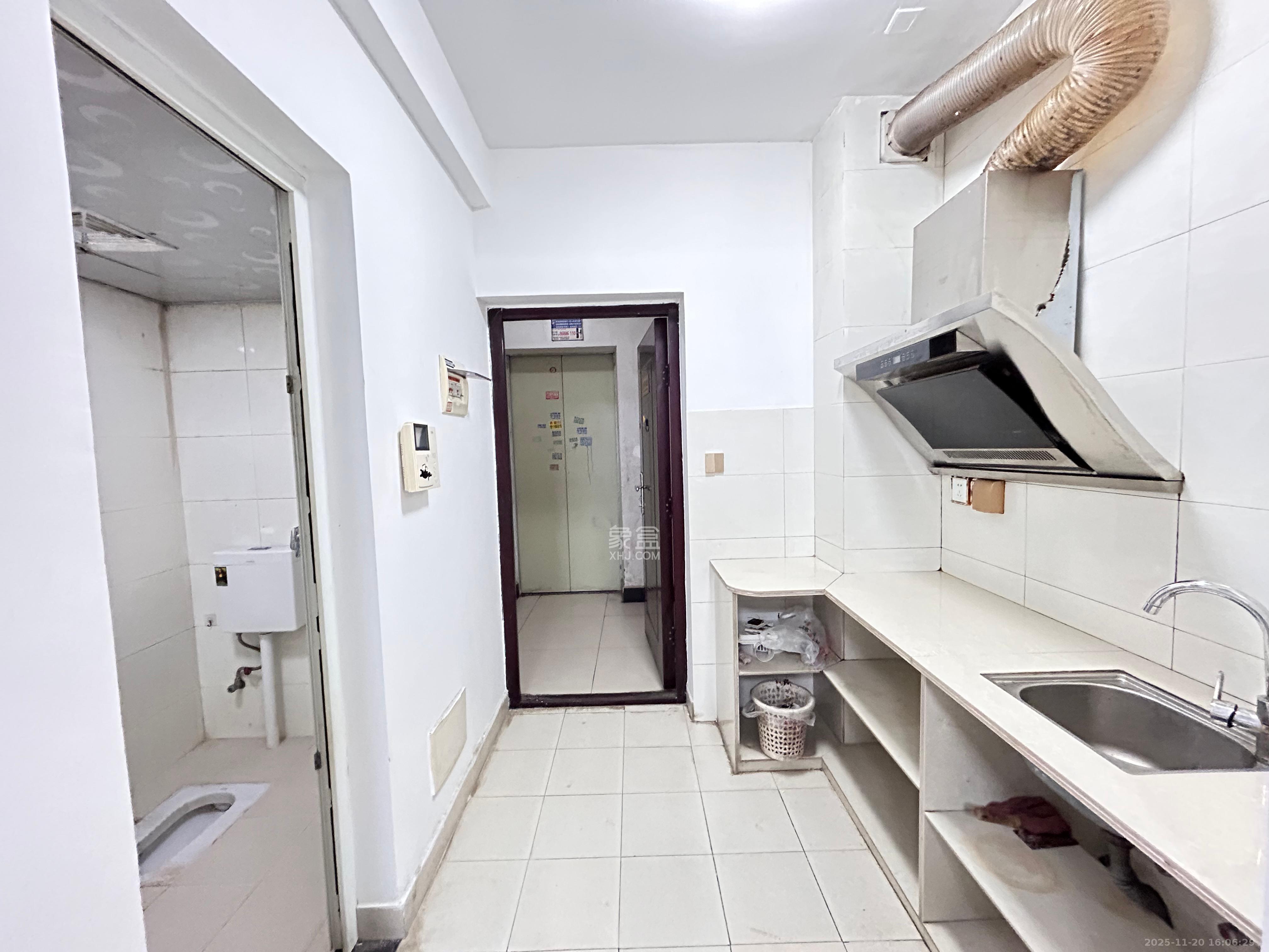 世景华庭 1室1厅1卫 1000.0元/月 世景华庭 1室1厅1卫 1000.0元/月室内图