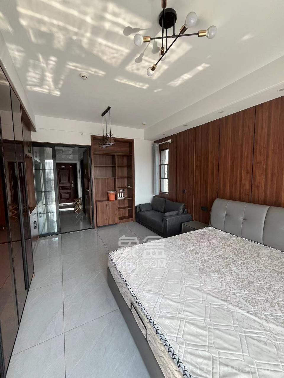 钱隆世家 1室1厅1卫 1700.0元/月 钱隆世家 1室1厅1卫 1700.0元/月室内图