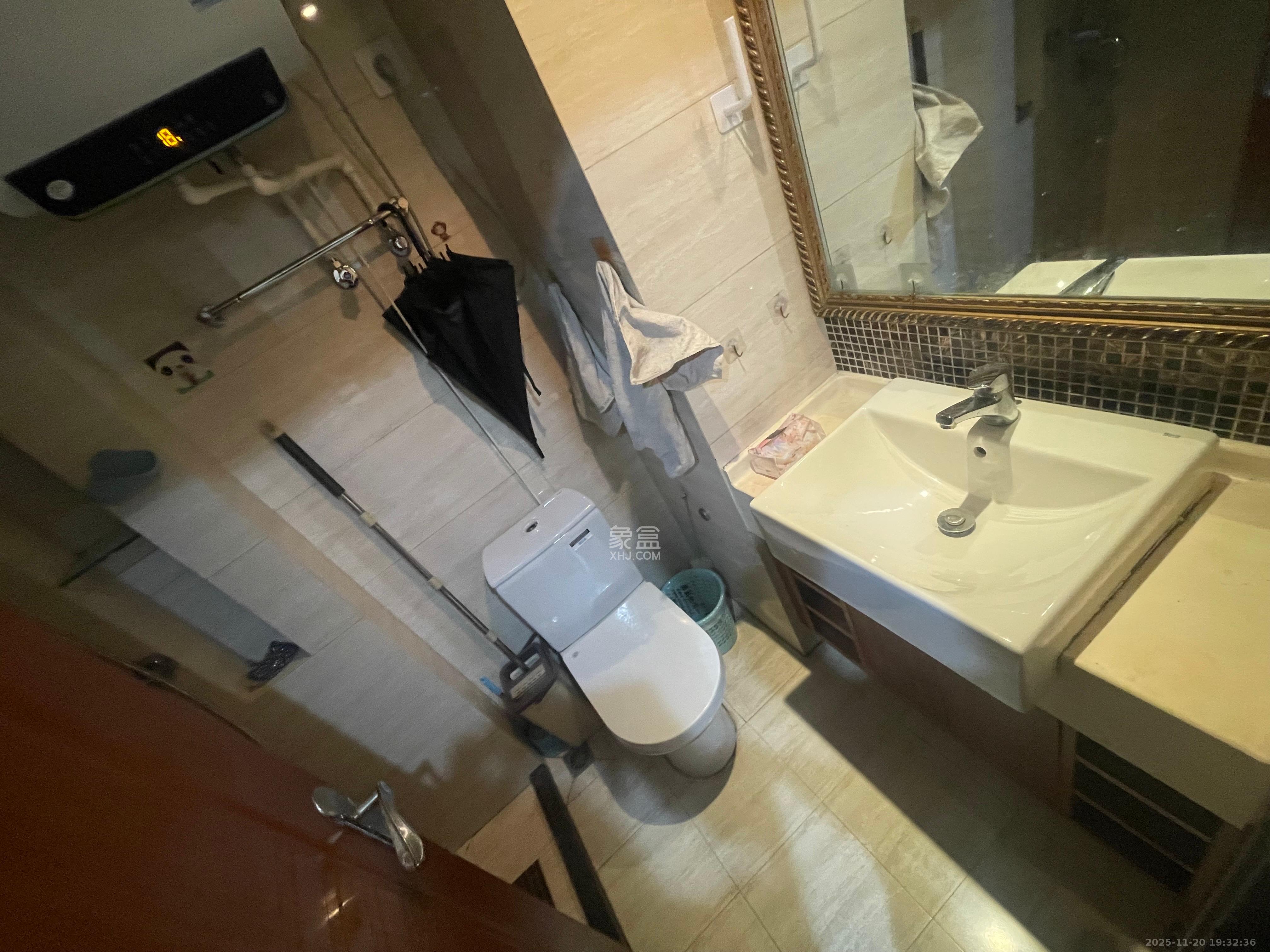 香樟兰亭（朗峰苑）  1室1厅1卫    1200.0元/月室内图