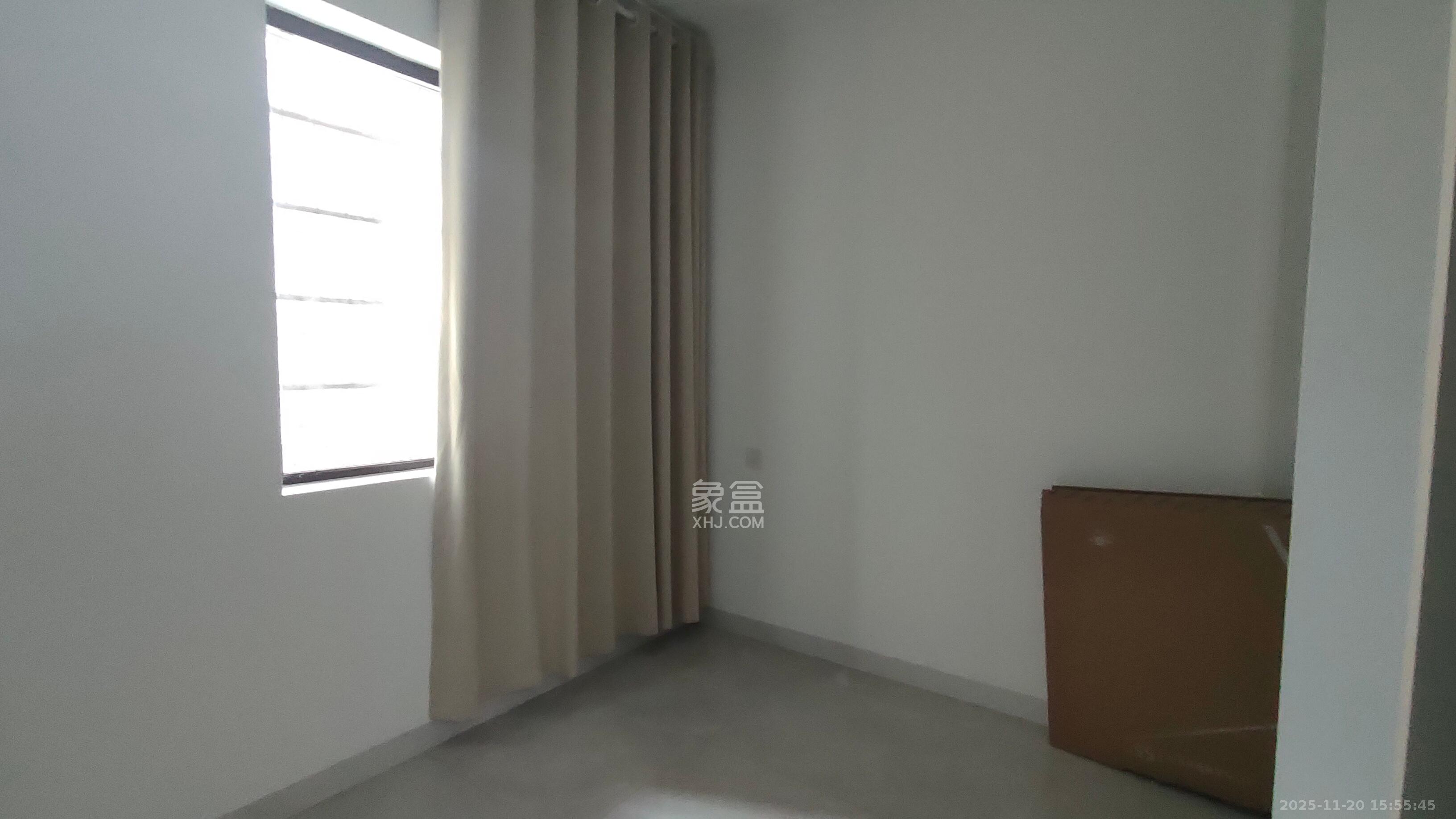 和景家园一期  2室1厅1卫    1800.0元/月室内图