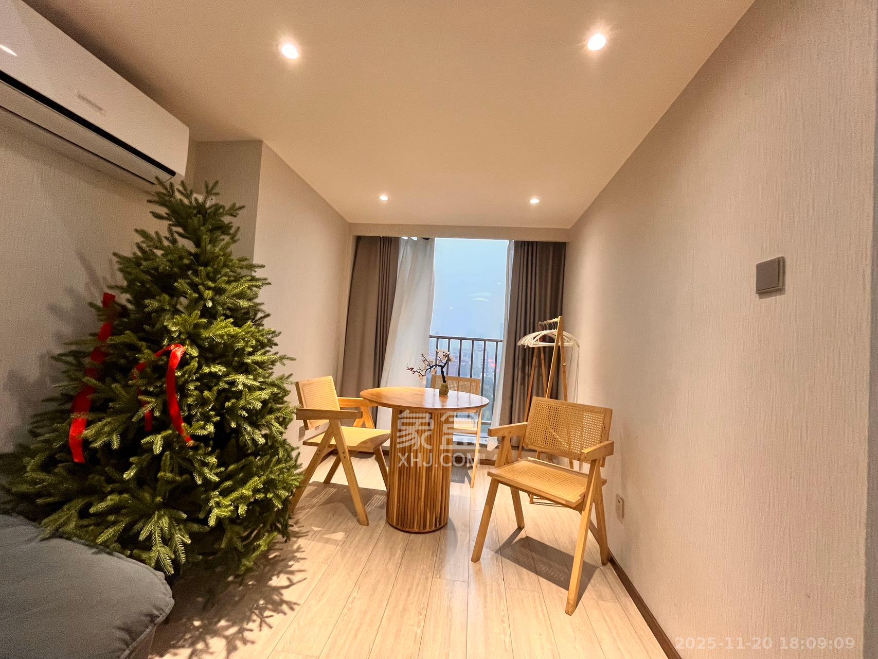 华远华时代  2室1厅1卫    2800.0元/月室内图