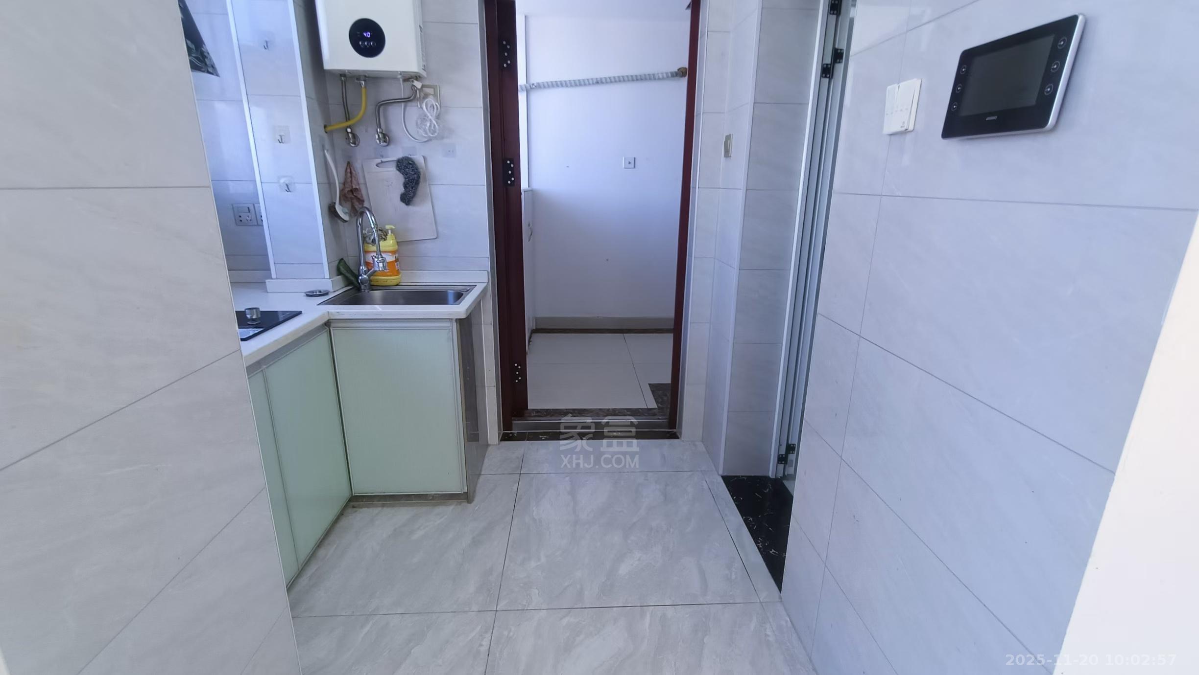 东方时代广场  1室1厅1卫    1300.0元/月室内图