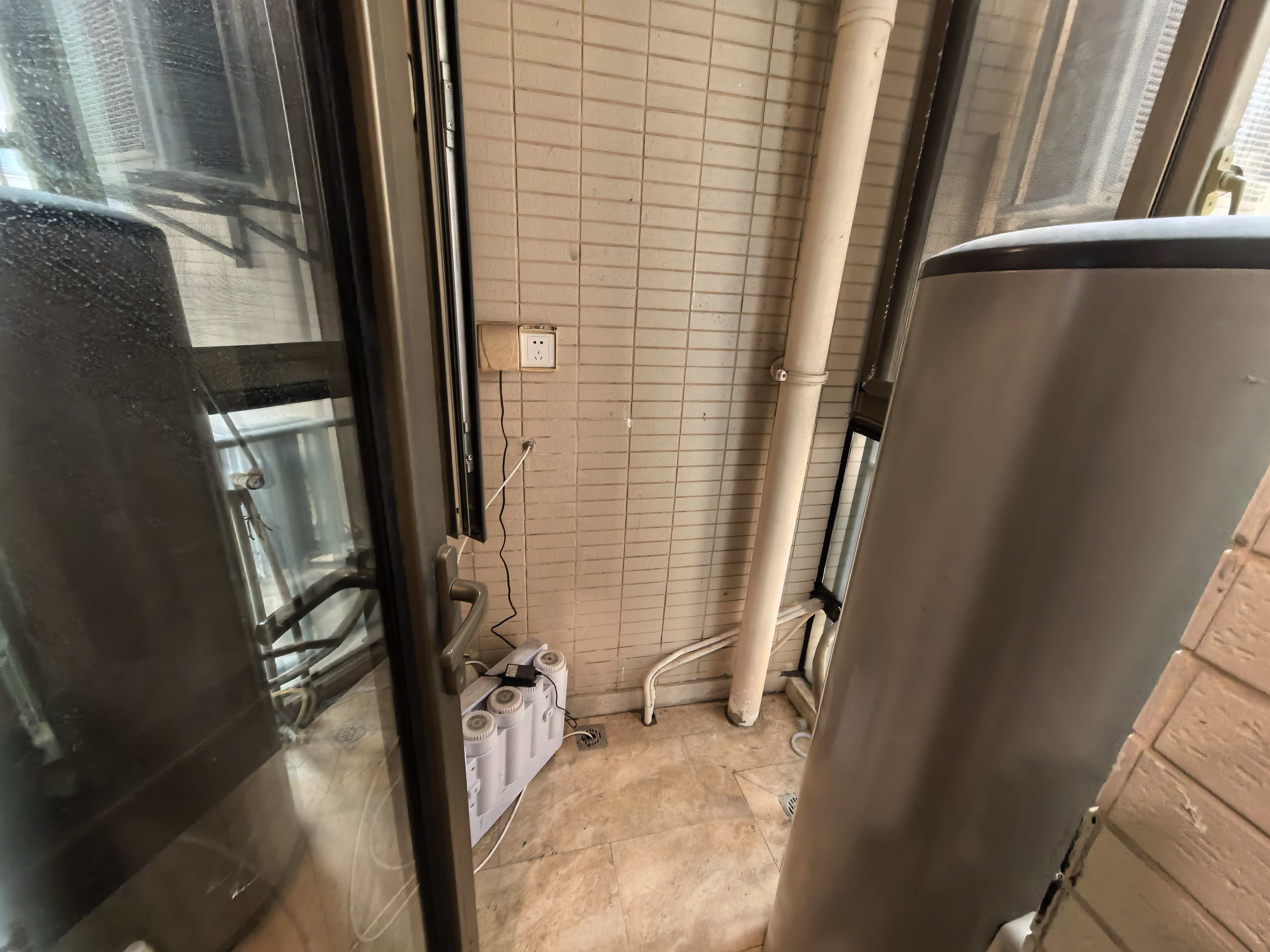 天鹅湾  2室2厅1卫    2500.0元/月室内图