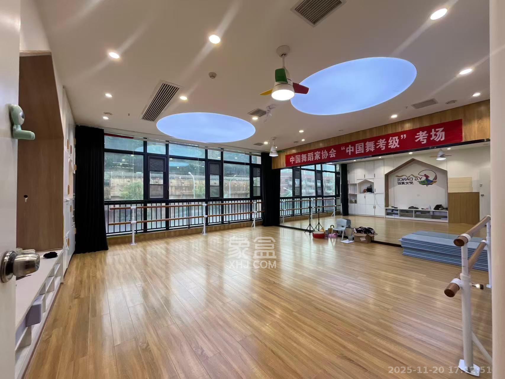 荣悦台   735.0㎡      25000.0元/月室内图