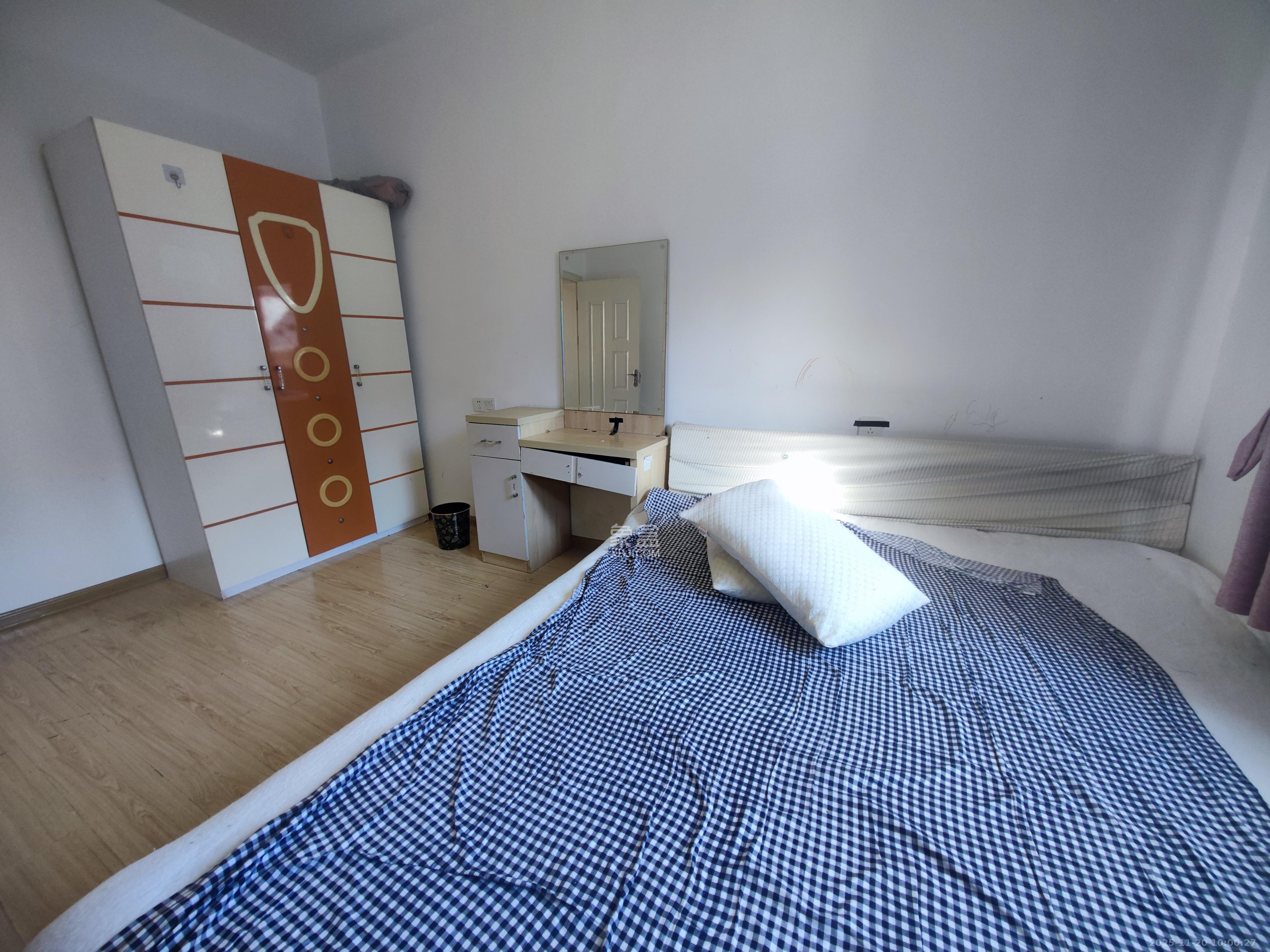 城建科研所宿舍 2室1厅1卫 2000.0元/月 城建科研所宿舍 2室1厅1卫 2000.0元/月室内图