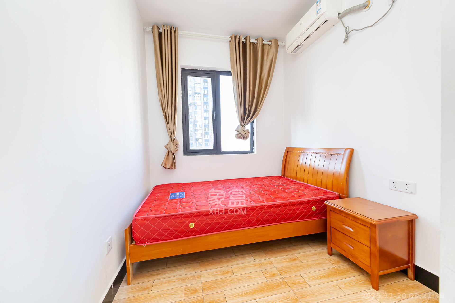 勤诚达境界城  4室2厅2卫    85.0万卧室