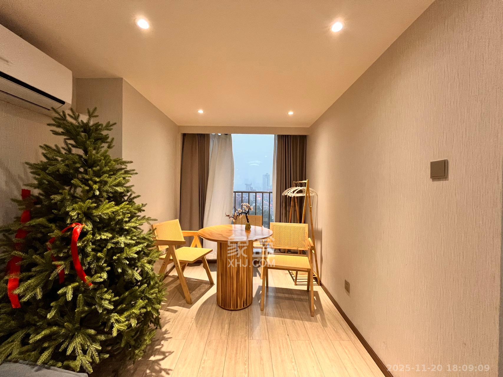 华远华时代  2室1厅1卫    2800.0元/月室内图