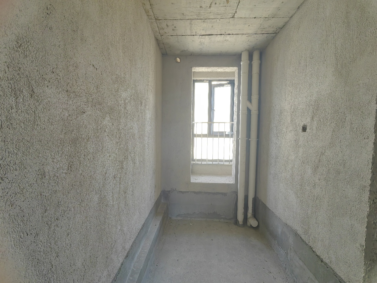 泓科.小科苑 4室2厅2卫 89.8万 泓科.小科苑 4室2厅2卫 89.8万客厅