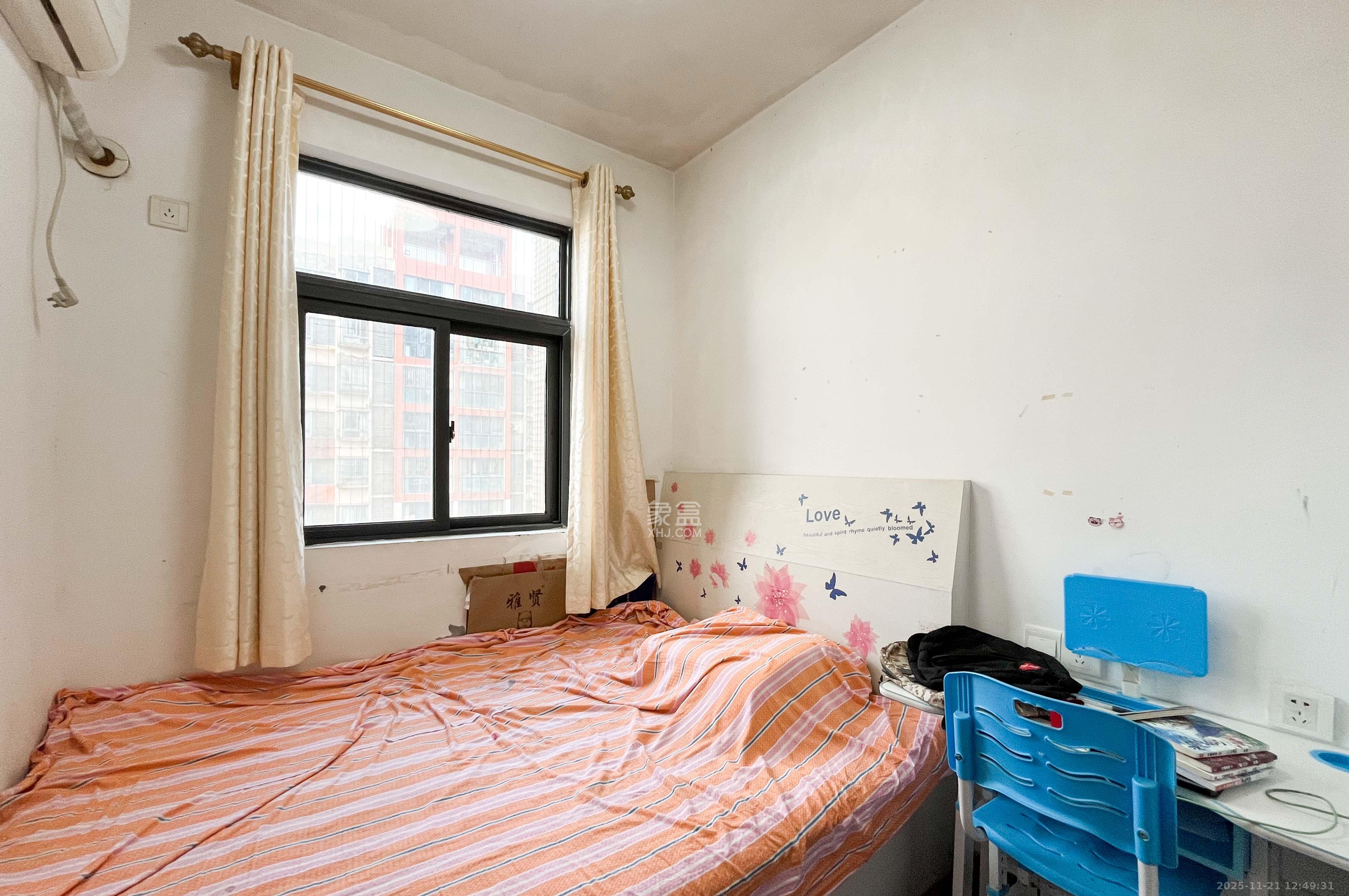 高鑫麓城  3室1厅1卫    89.8万其他