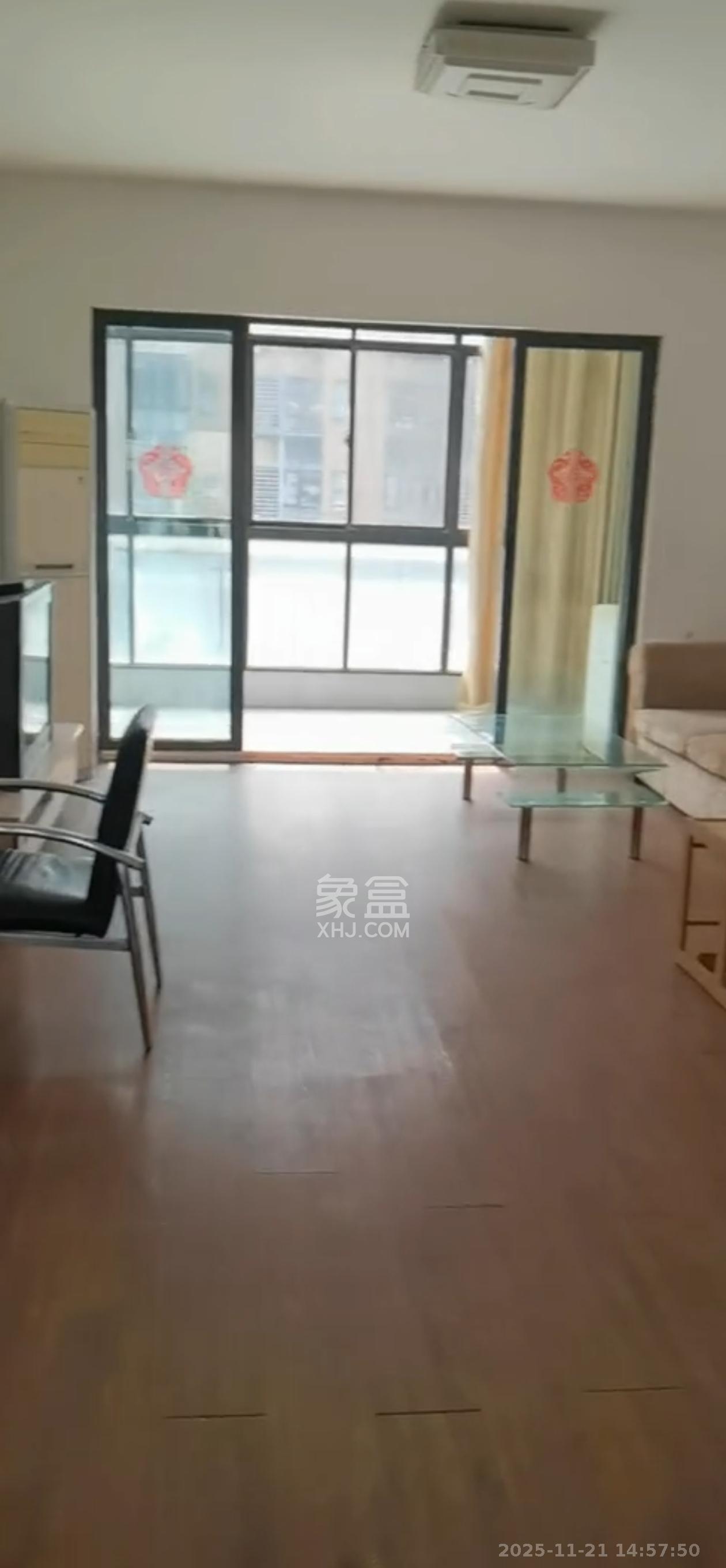 茂华国际湘 3室2厅2卫 2800.0元/月 茂华国际湘 3室2厅2卫 2800.0元/月室内图