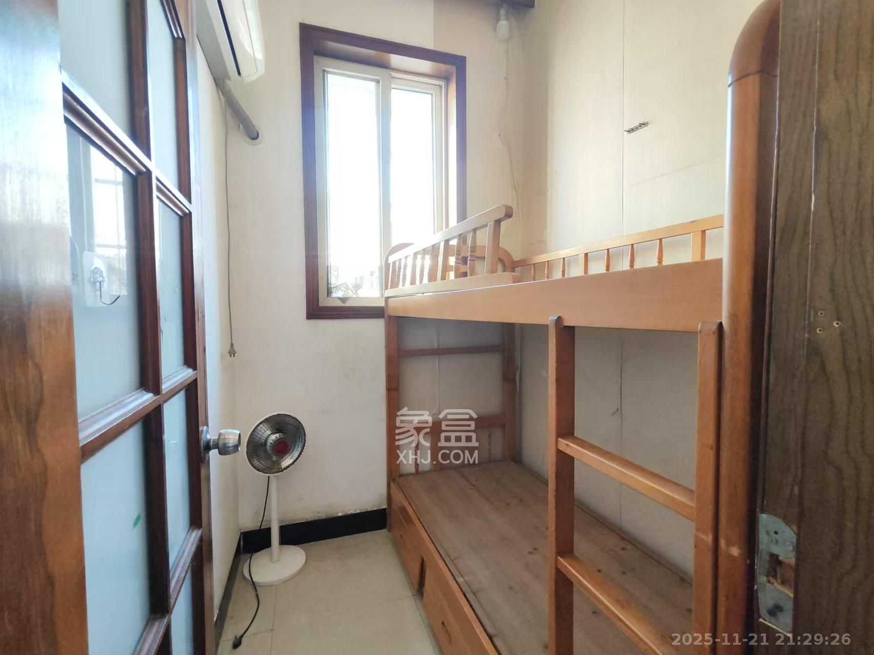 长鑫美树园 3室1厅1卫 1800.0元/月 长鑫美树园 3室1厅1卫 1800.0元/月室内图