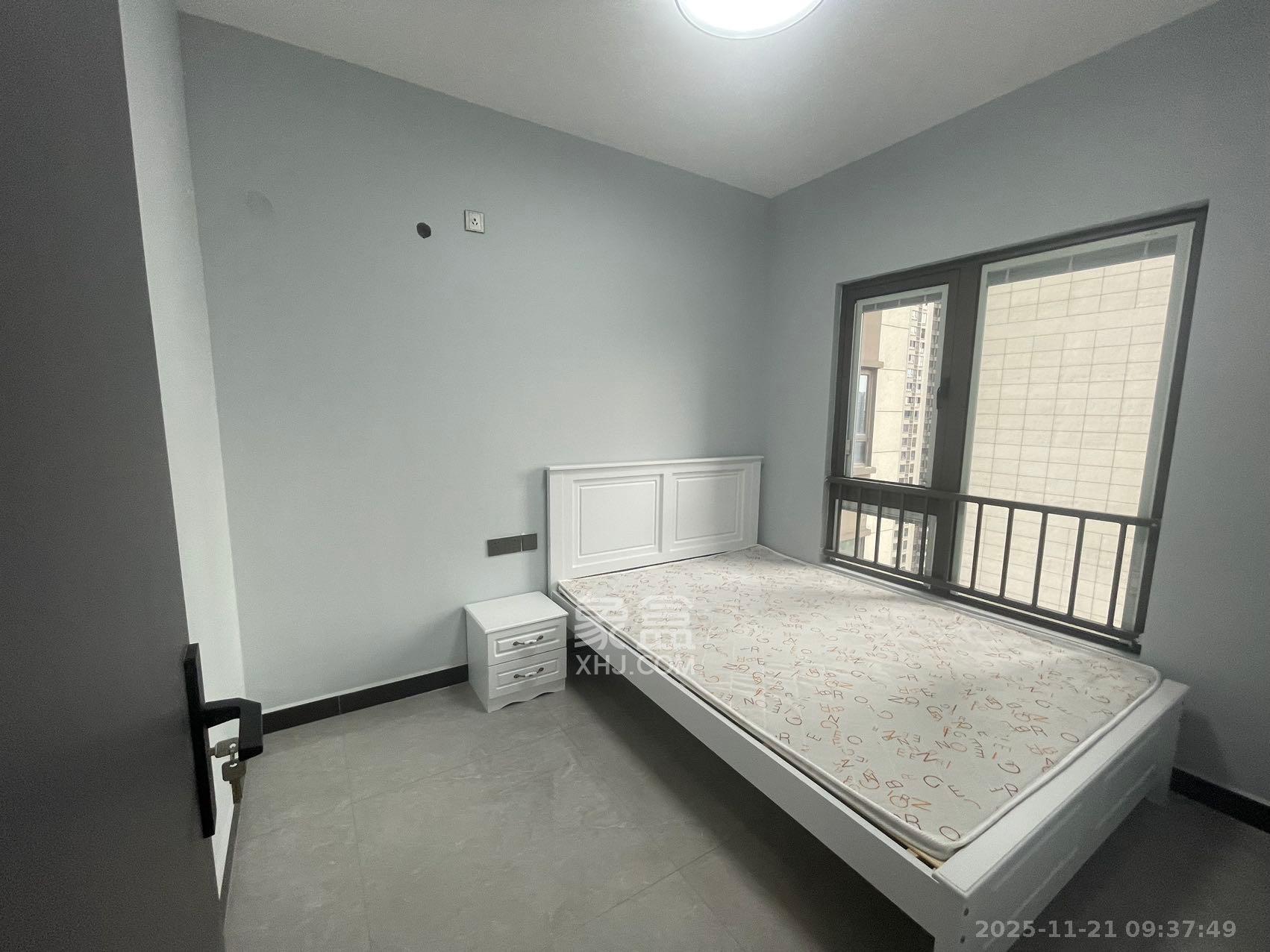 阳光城尚东湾愉景苑 3室2厅1卫 2300.0元/月 阳光城尚东湾愉景苑 3室2厅1卫 2300.0元/月室内图