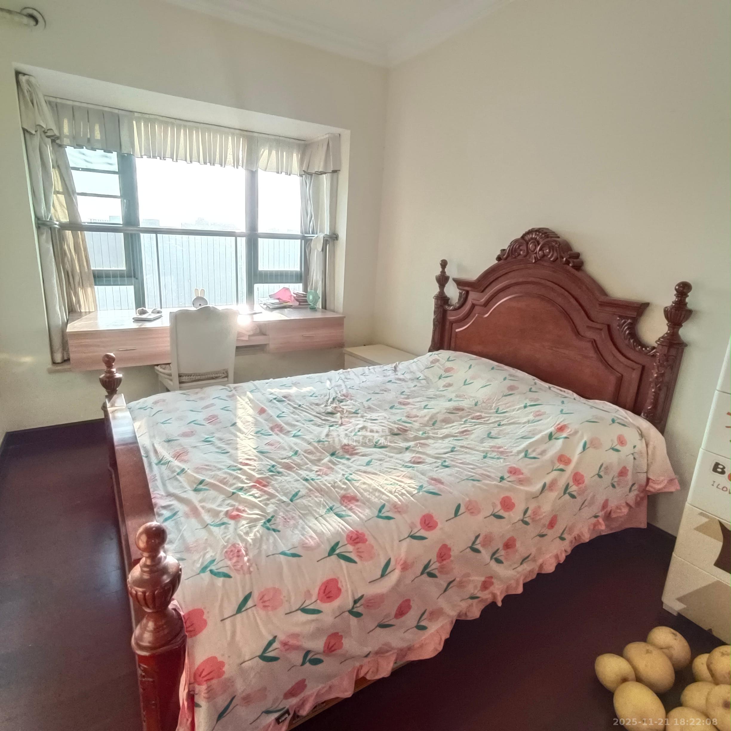 恒大雅苑 3室2厅2卫 2500.0元/月 恒大雅苑 3室2厅2卫 2500.0元/月室内图