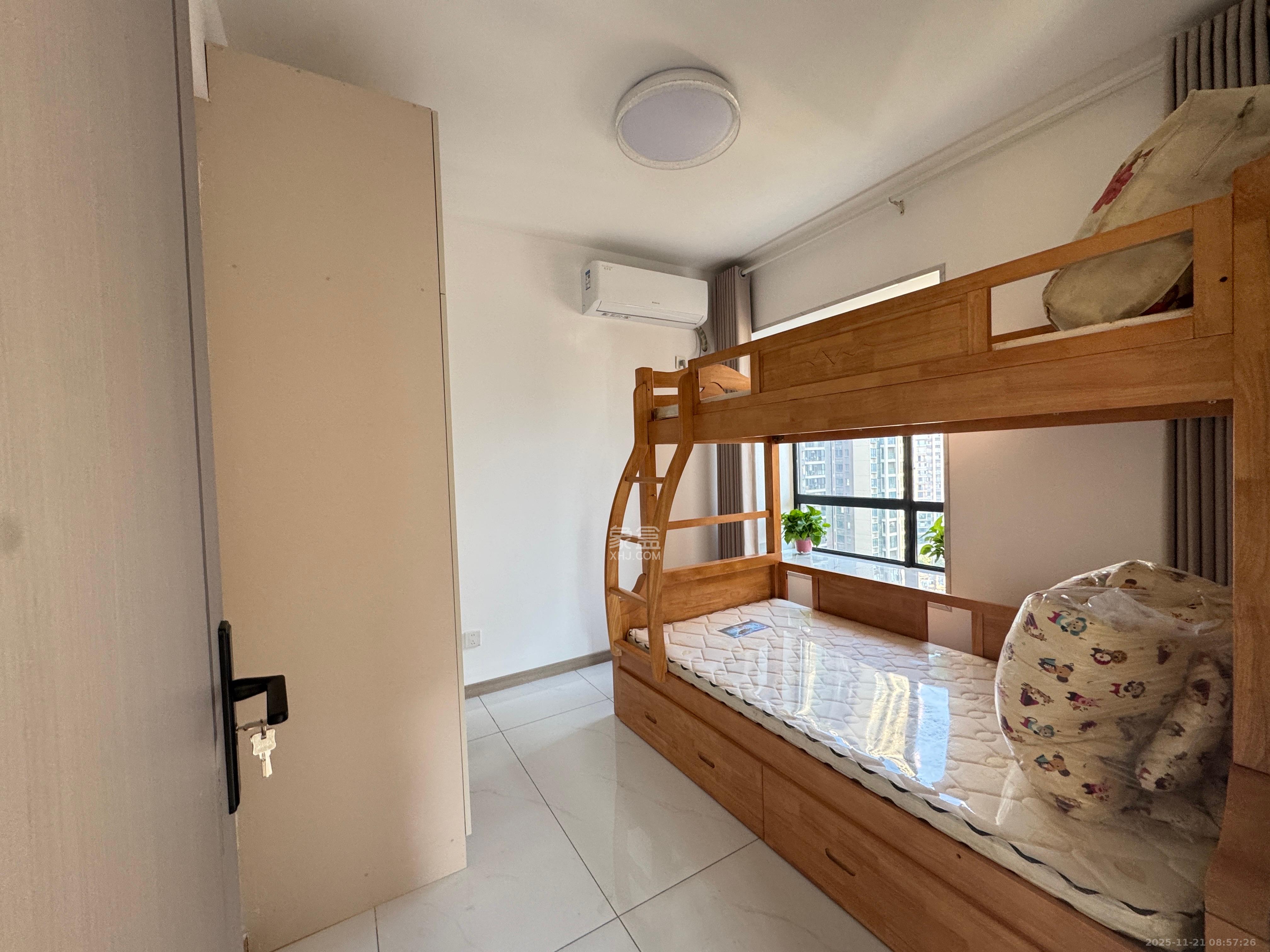 振业城四期  1室0厅0卫    3200.0元/月室内图