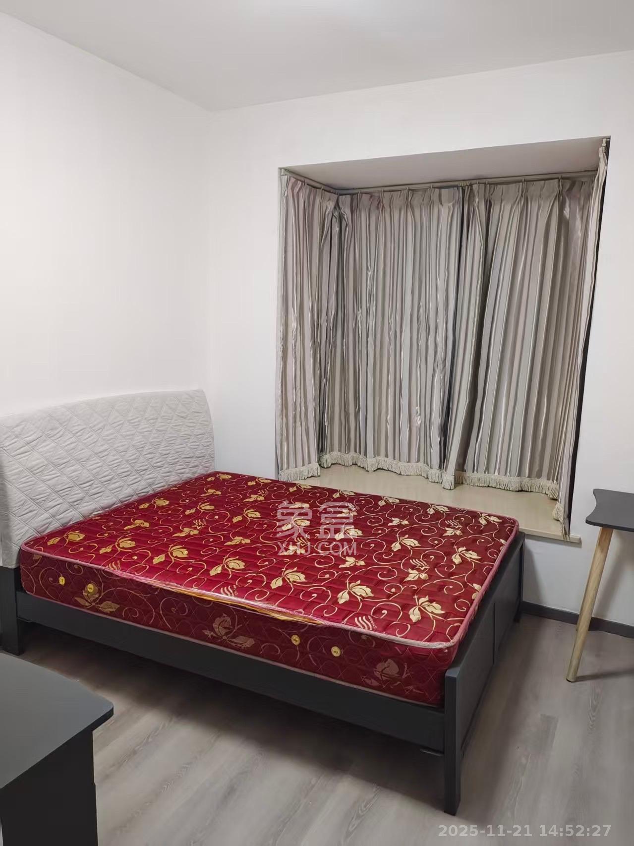 东业苹果社区 2室2厅1卫 1500.0元/月 东业苹果社区 2室2厅1卫 1500.0元/月室内图