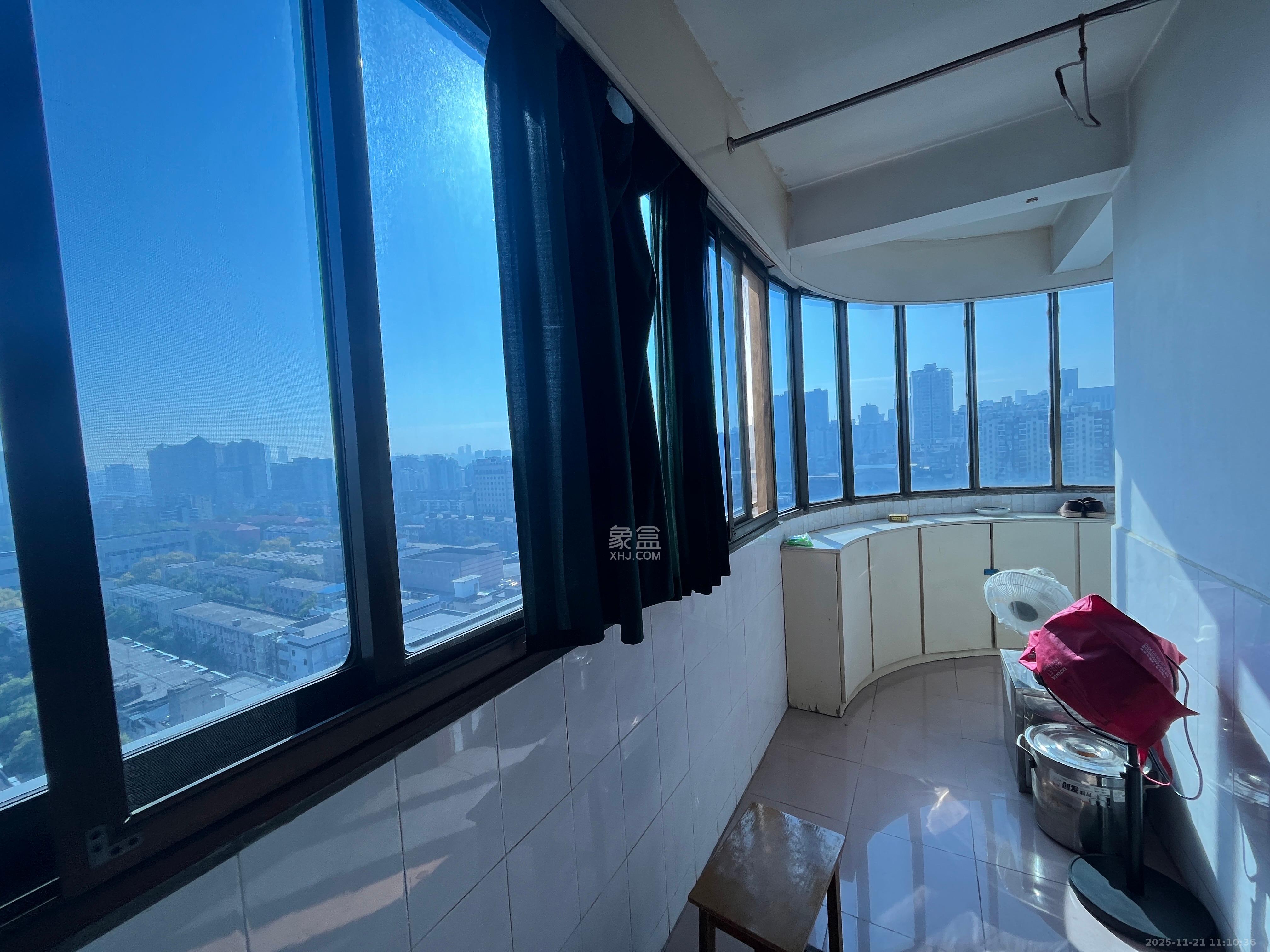 银园公寓（芙蓉区）  3室1厅1卫    2100.0元/月室内图