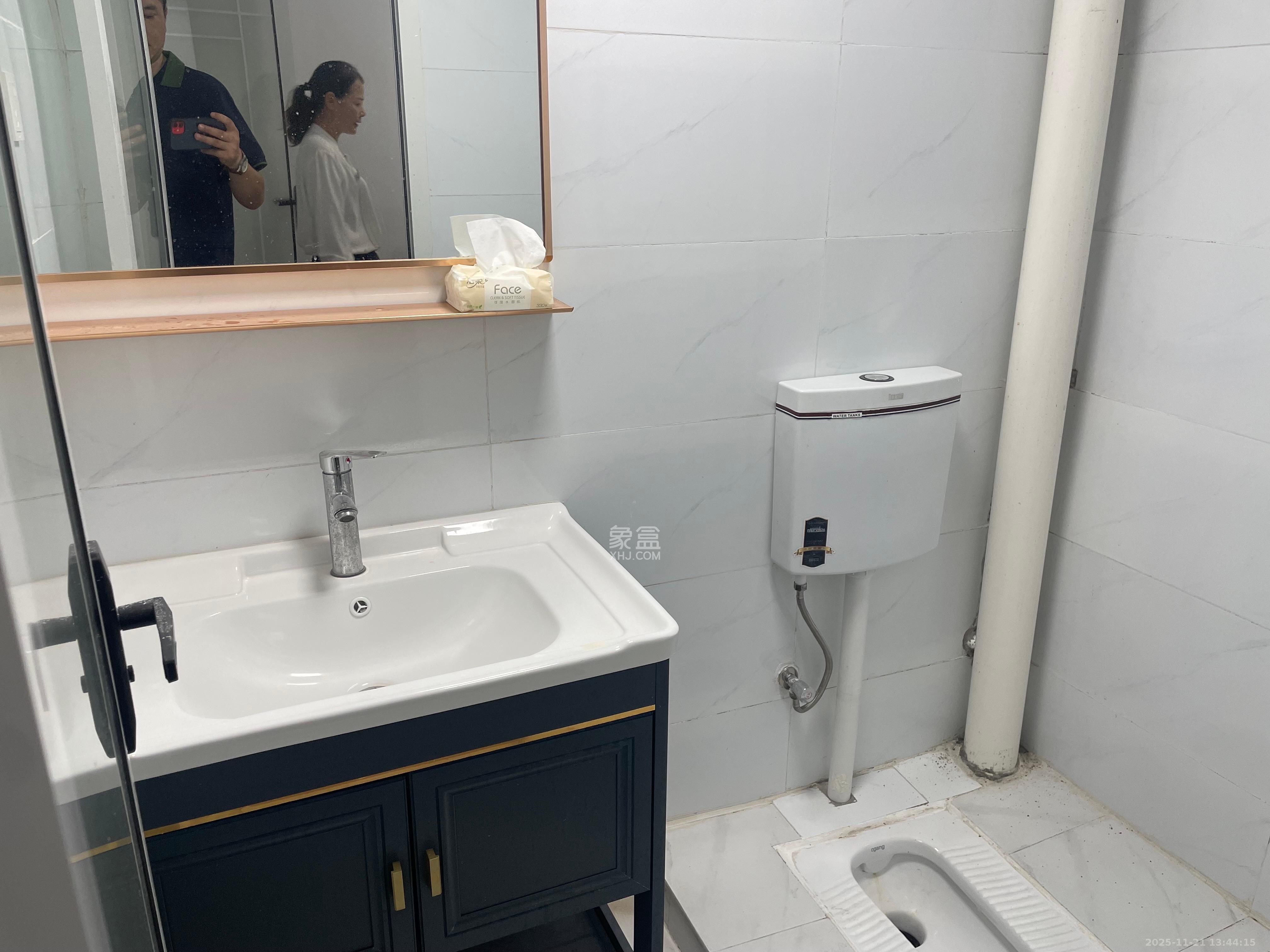 五一东村 1室1厅1卫 1200.0元/月 五一东村 1室1厅1卫 1200.0元/月室内图