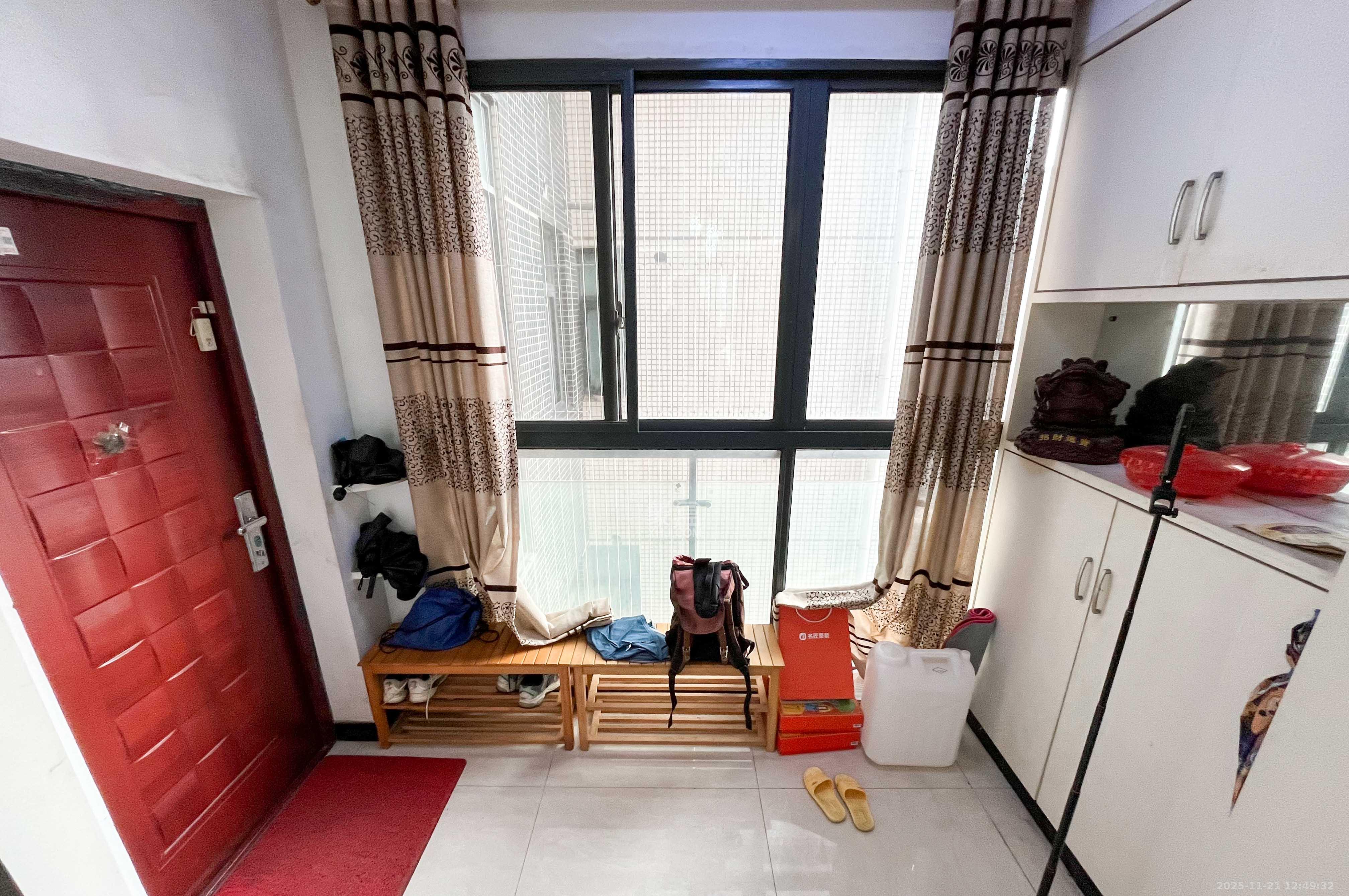 高鑫麓城 3室1厅1卫 89.8万 高鑫麓城 3室1厅1卫 89.8万其他