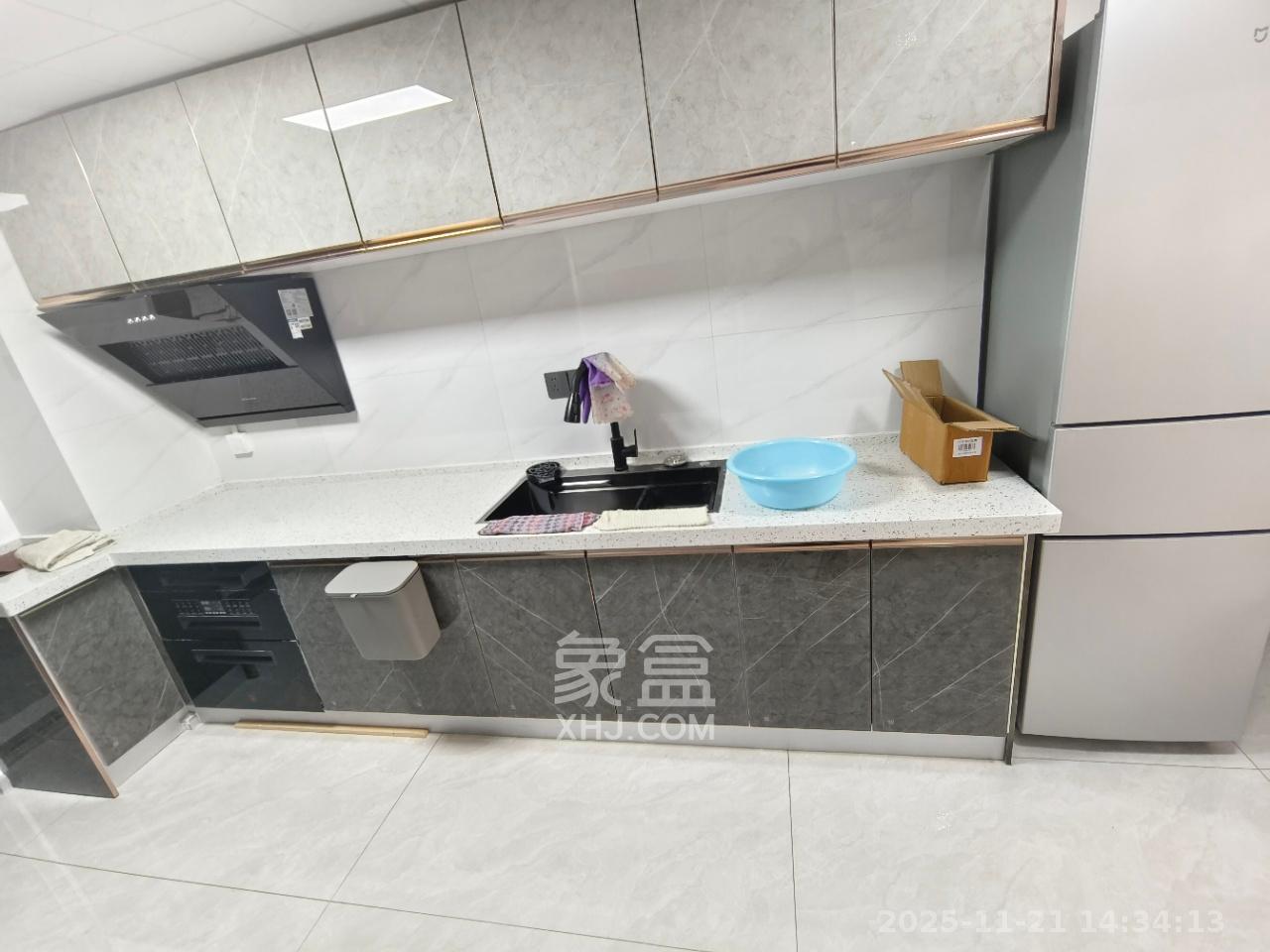 振业城三期  2室2厅1卫    2300.0元/月室内图