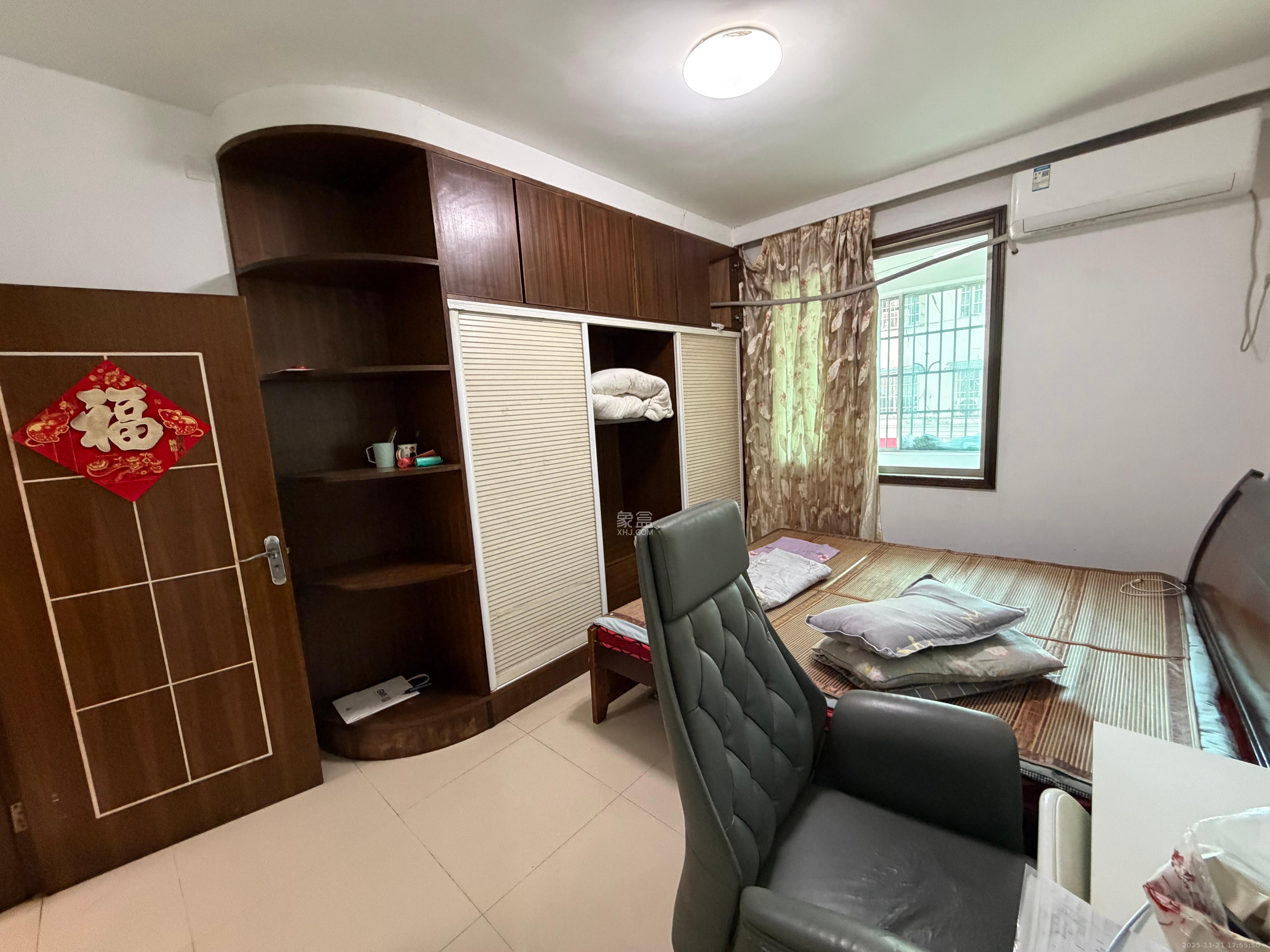 中南汽车世界 3室2厅1卫 1500.0元/月 中南汽车世界 3室2厅1卫 1500.0元/月室内图