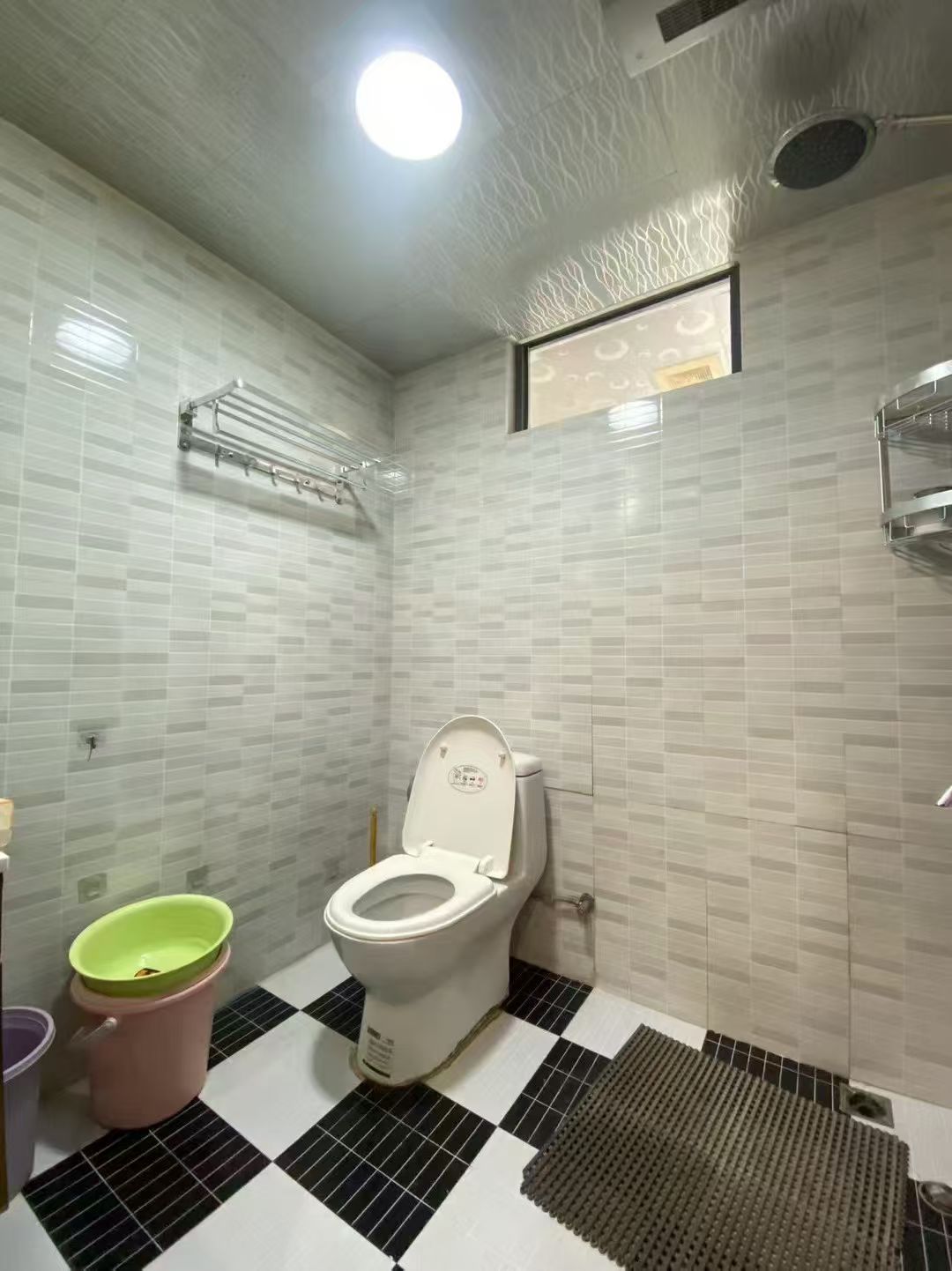 尚书房 1室0厅0卫 2500.0元/月 尚书房 1室0厅0卫 2500.0元/月室内图