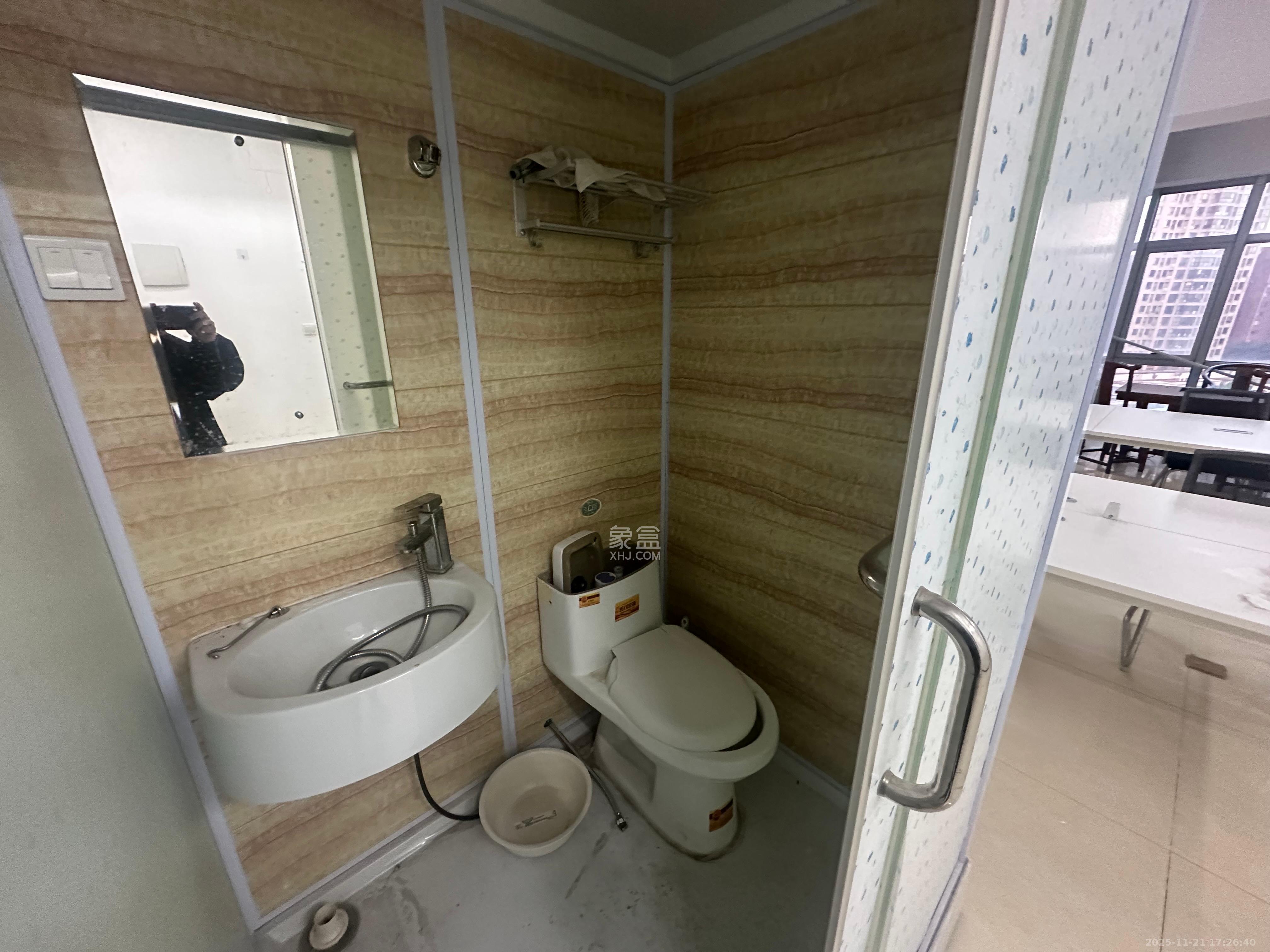 奥克斯缔壹城   52.39㎡      1100.0元/月室内图