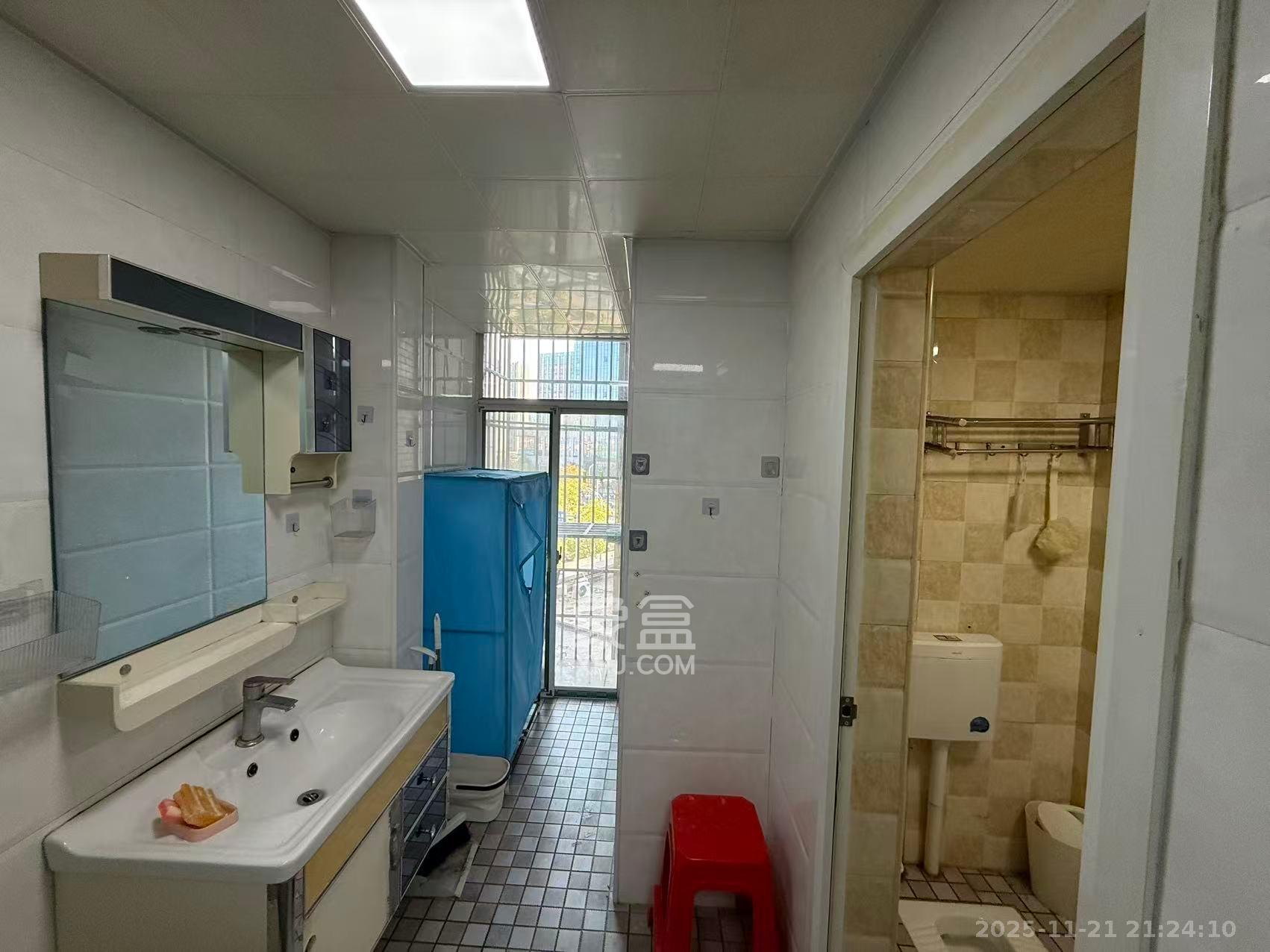 洋湖景园  2室1厅1卫    2100.0元/月室内图