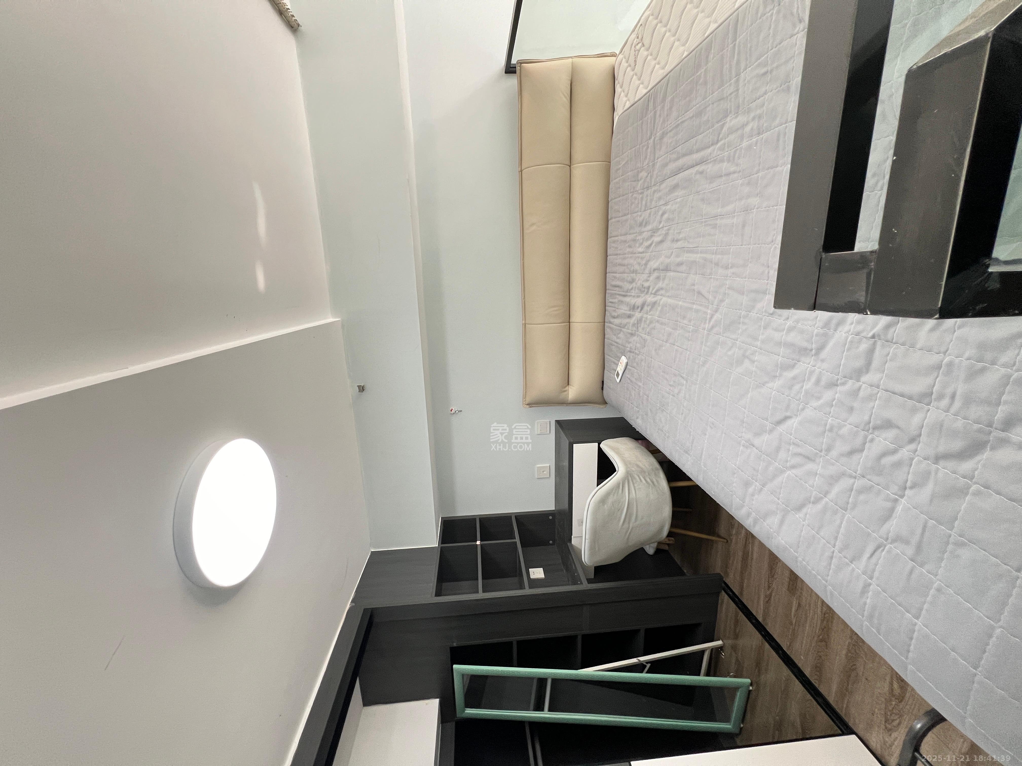 卓越浅水湾  1室0厅0卫    1800.0元/月室内图