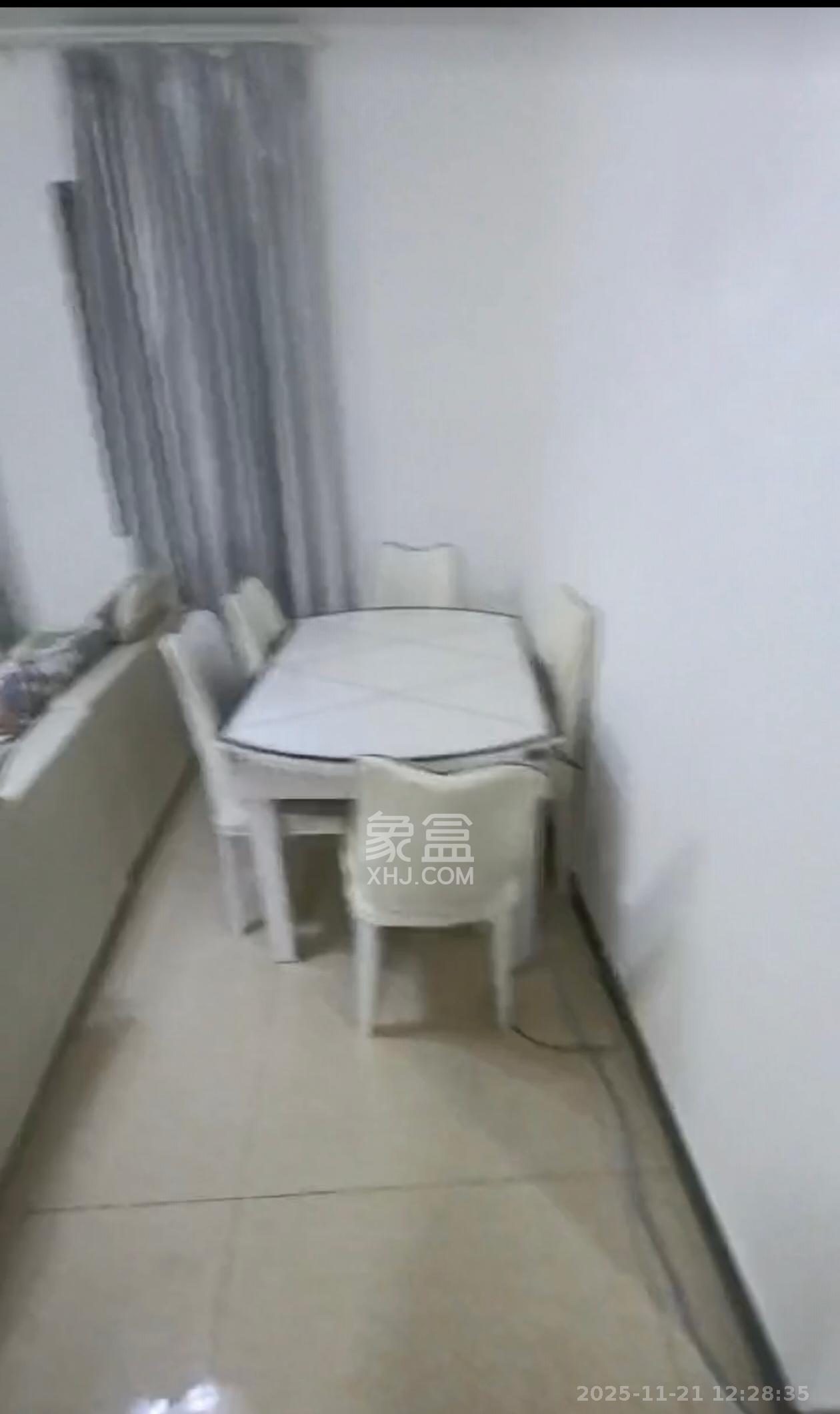 三一街区 3室2厅2卫 2600.0元/月 三一街区 3室2厅2卫 2600.0元/月室内图