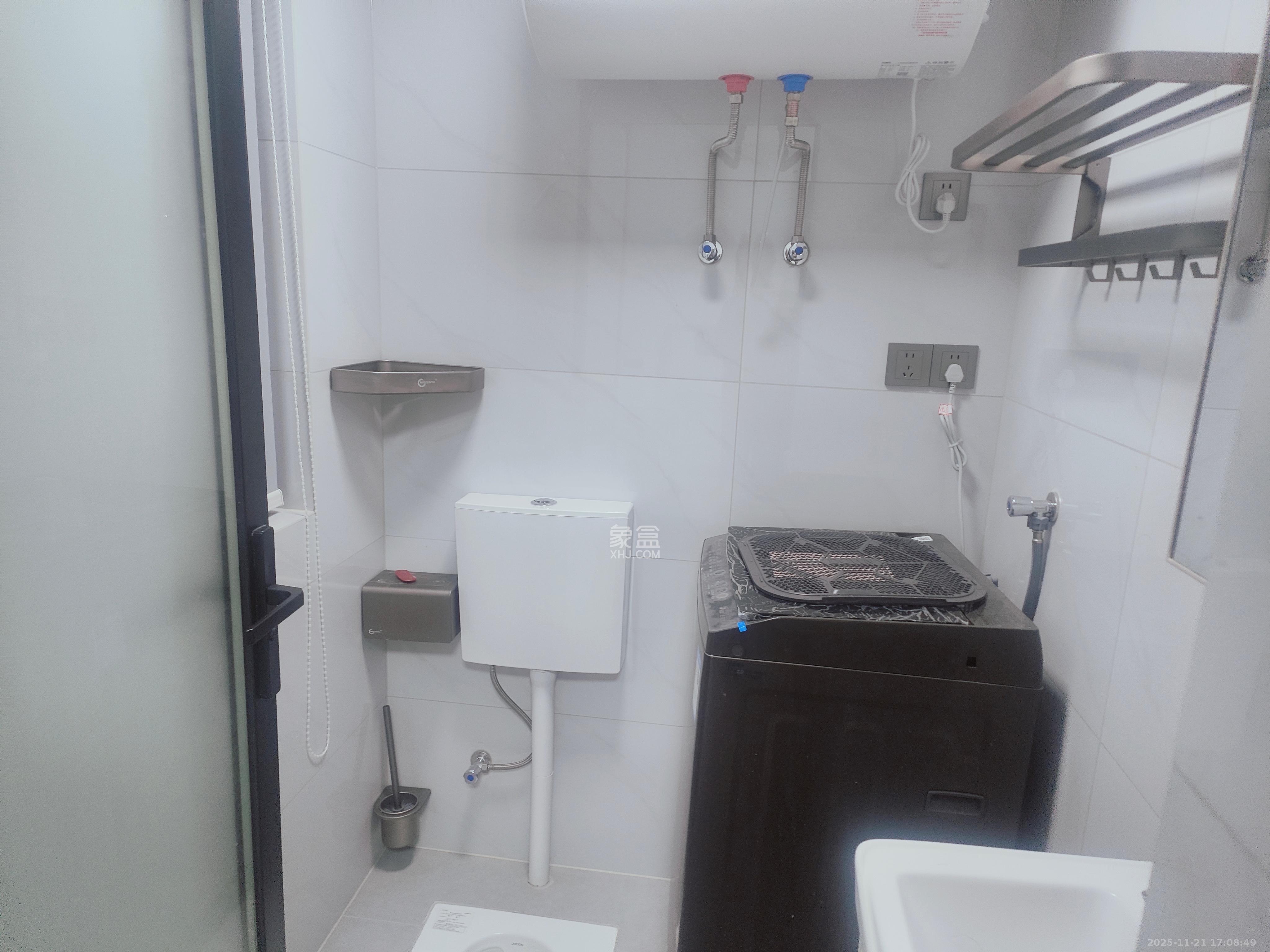 先锋新宇  1室0厅1卫    900.0元/月室内图