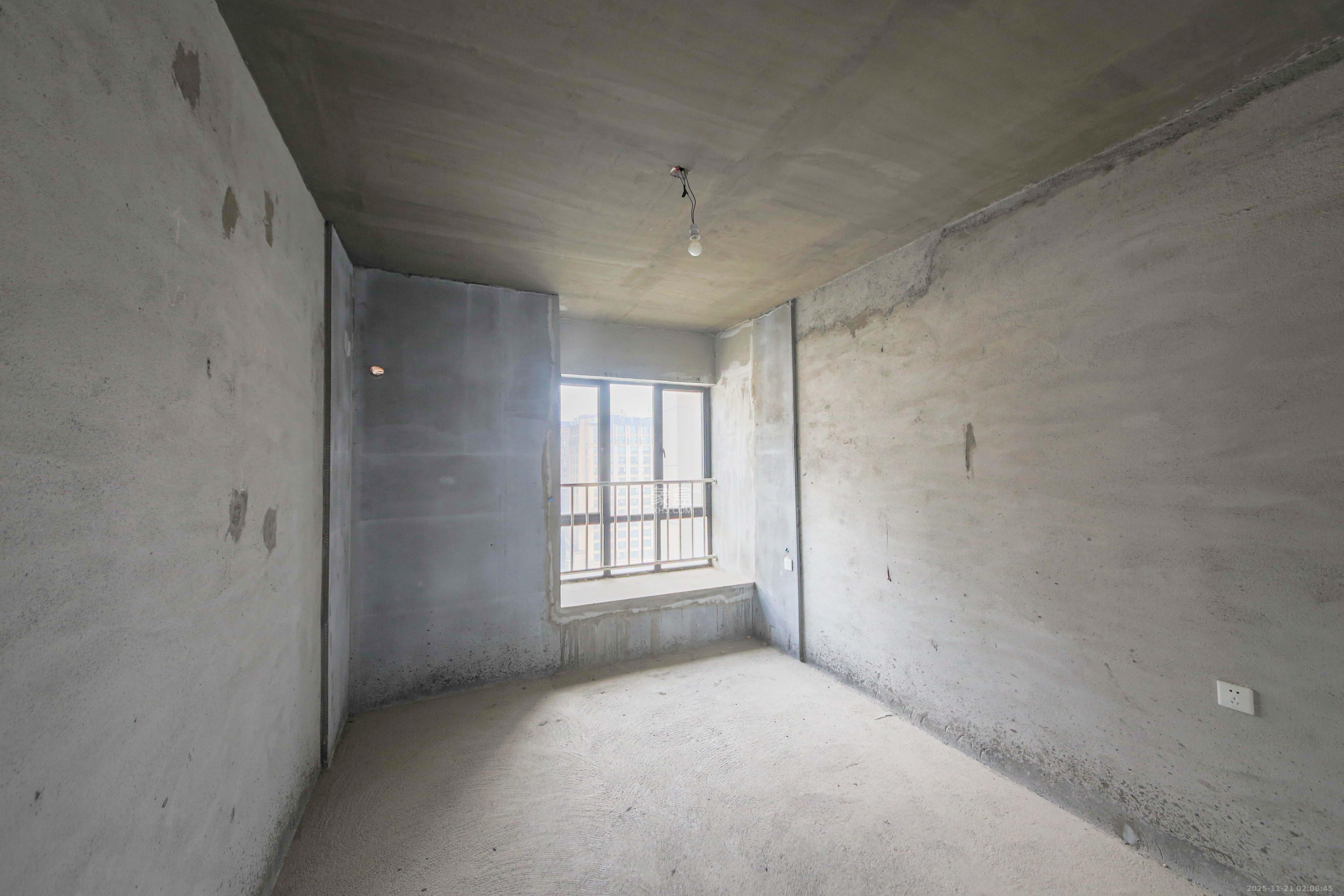 五江书香苑 4室2厅2卫 180.0万 五江书香苑 4室2厅2卫 180.0万卧室