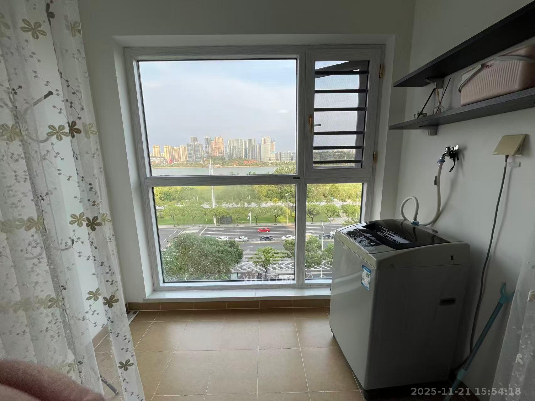 万科金域缇香  1室1厅1卫    1900.0元/月室内图