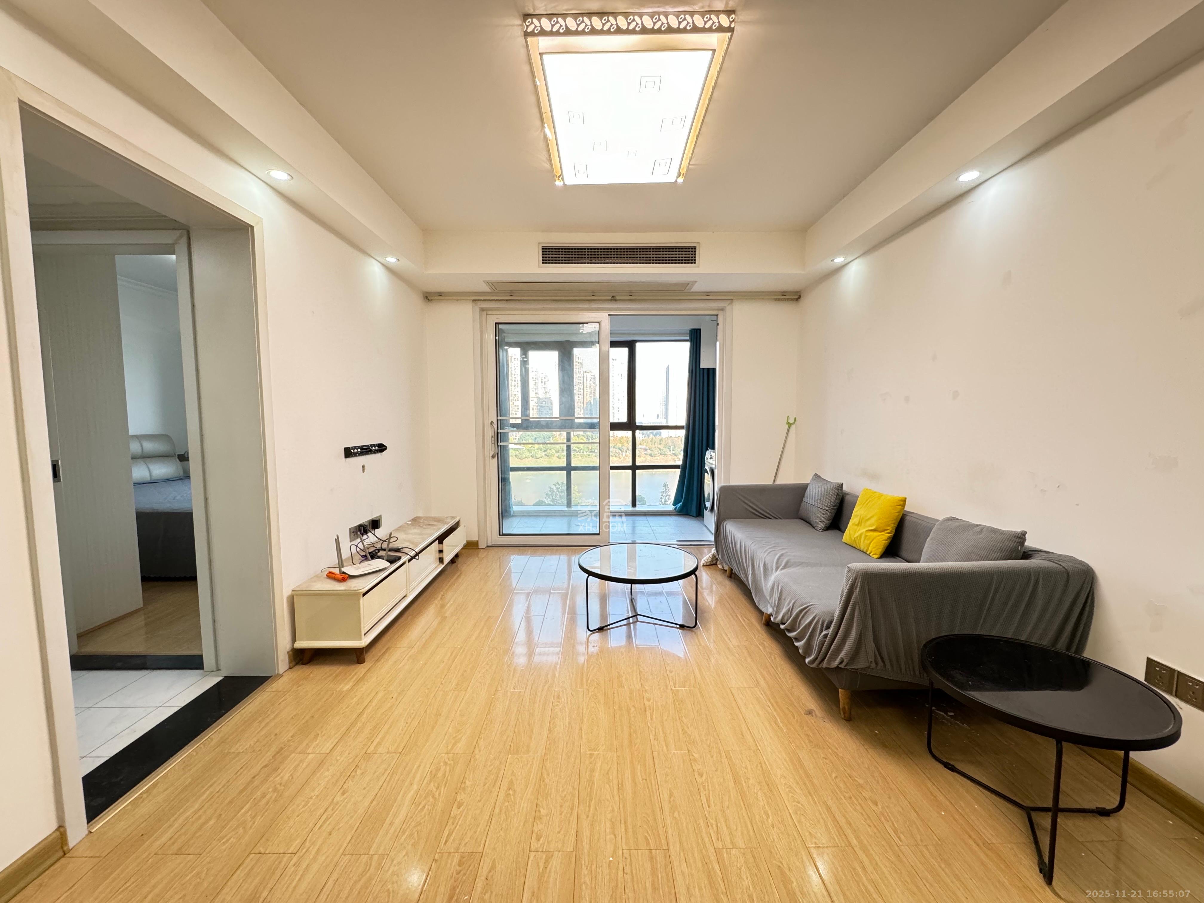 中欣楚天熙苑 2室1厅1卫 2200.0元/月 中欣楚天熙苑 2室1厅1卫 2200.0元/月室内图