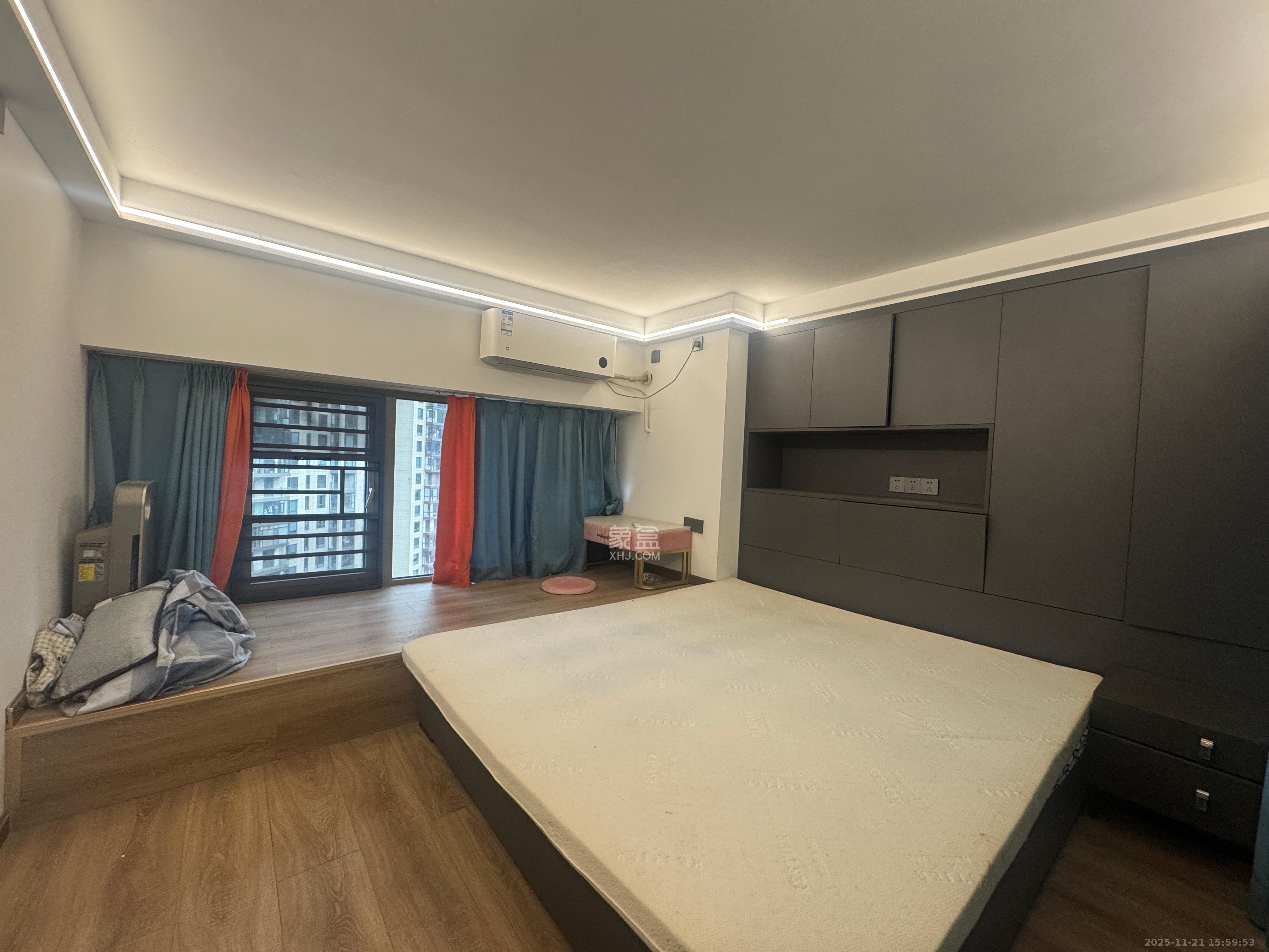 梅溪湖金茂湾  2室1厅1卫    2800.0元/月室内图