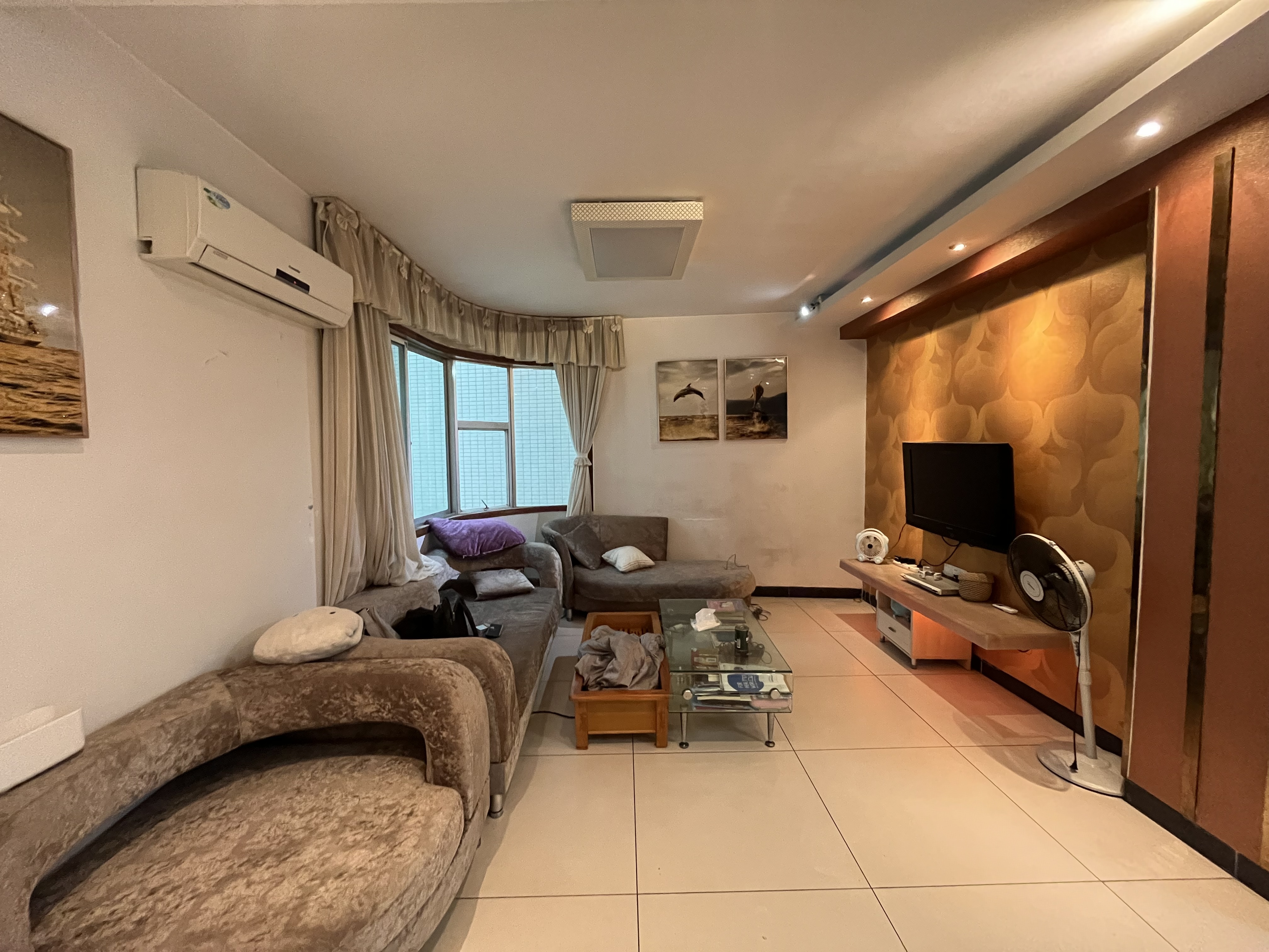 四季花园  2室2厅1卫    35.0万