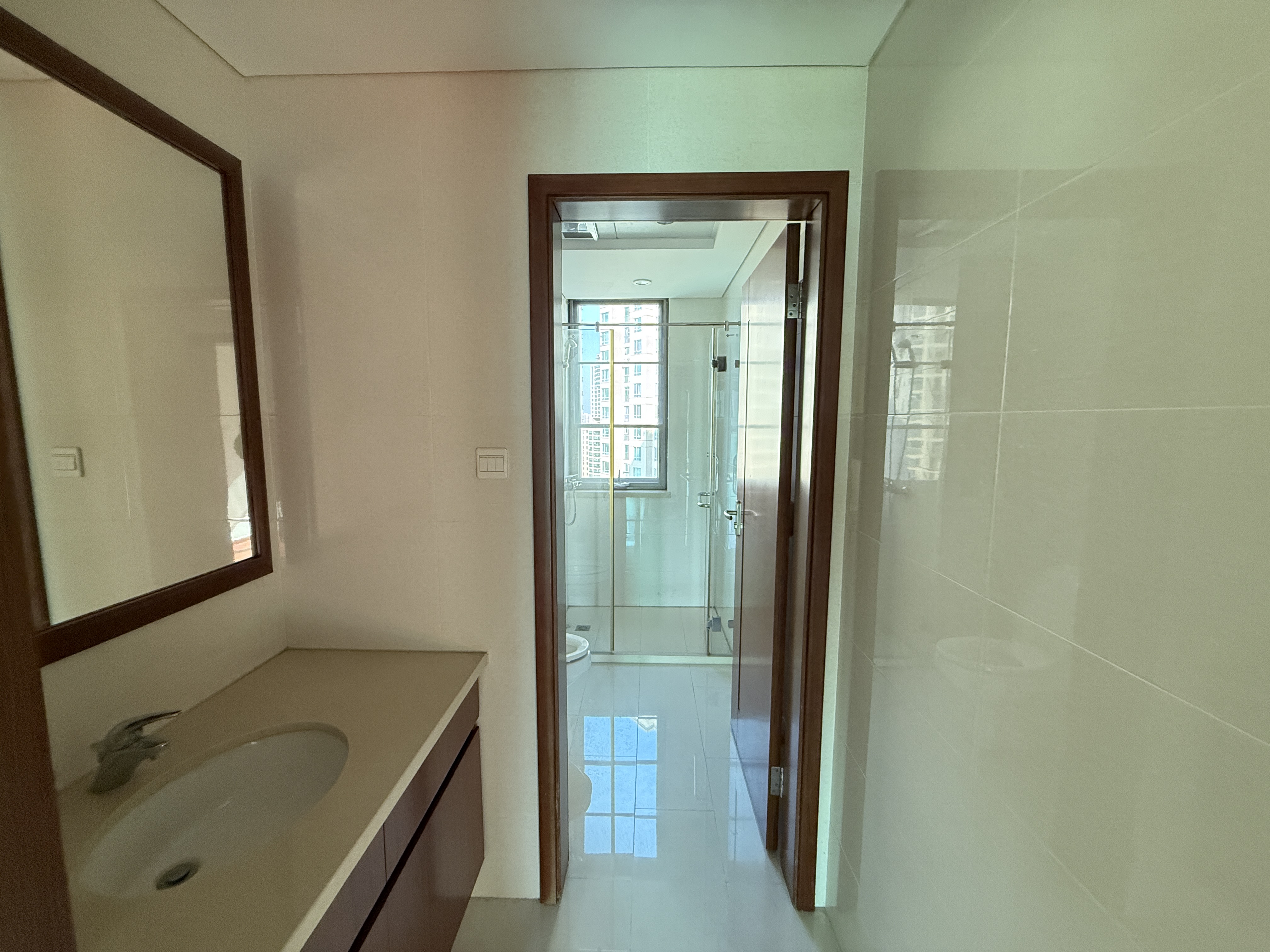 晋合湘水湾一期 1室0厅0卫 95.0万 晋合湘水湾一期 1室0厅0卫 95.0万室内图